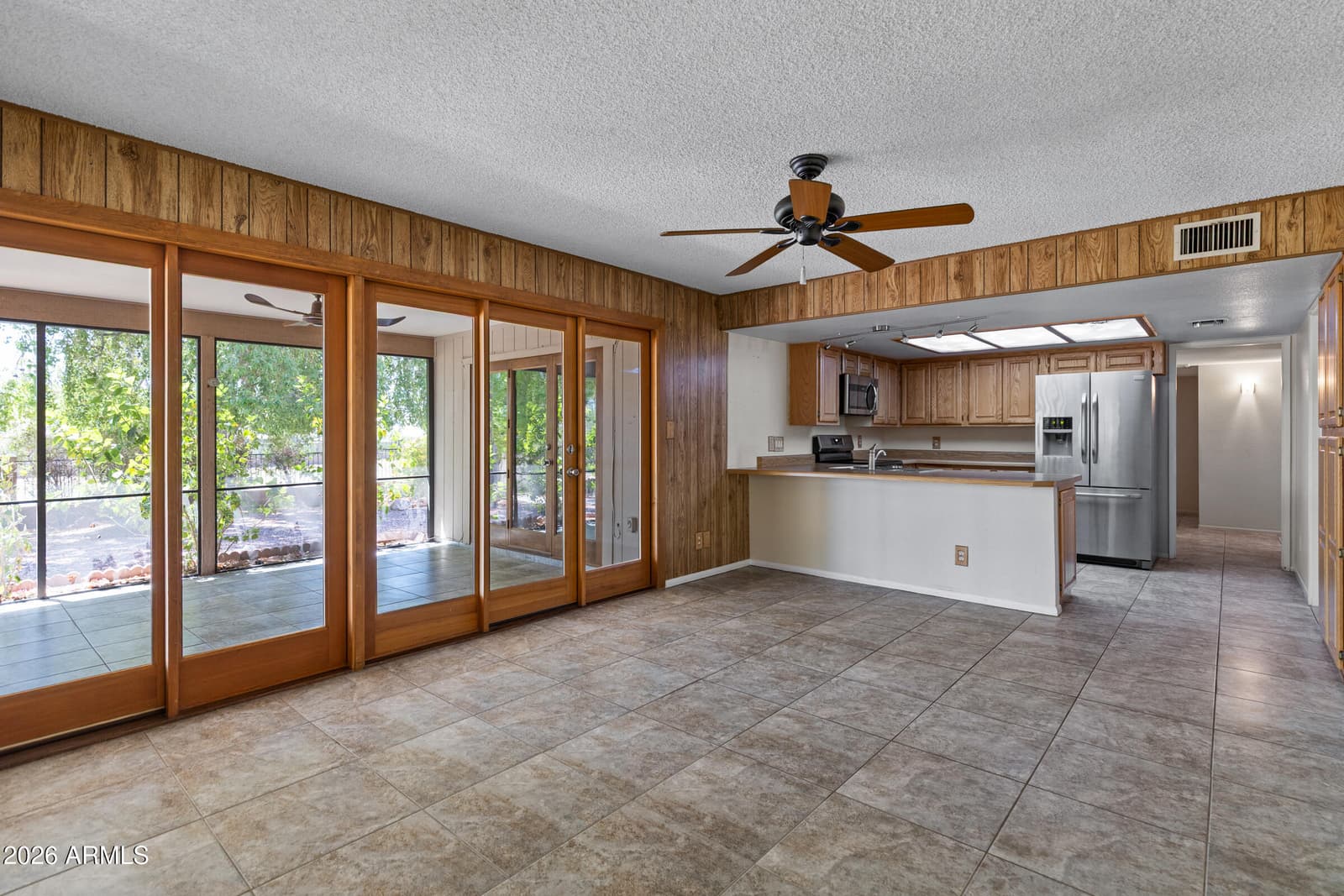 11825 S PAIUTE Street, Phoenix, AZ 85044 — photo 16 of 38