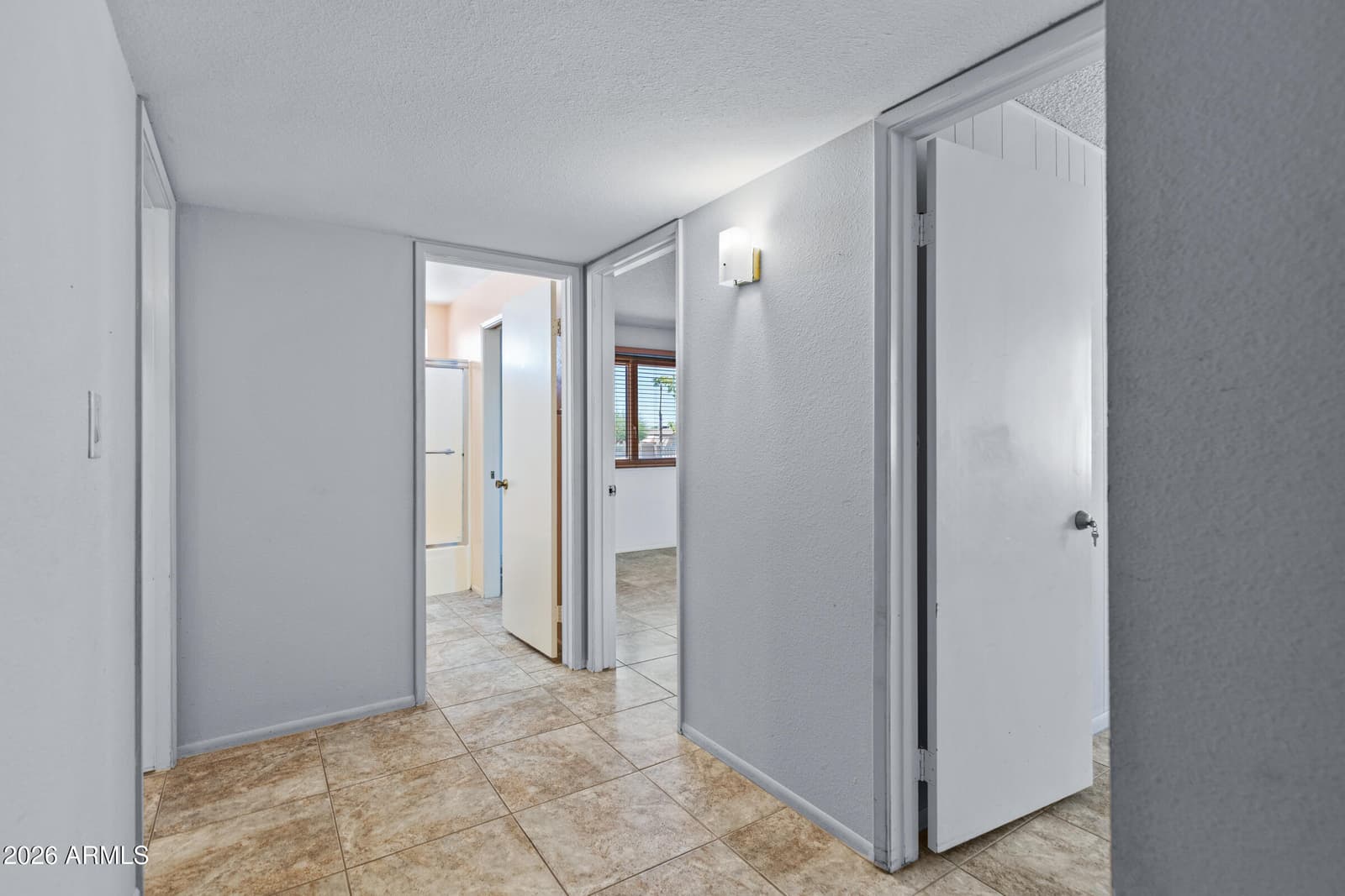 11825 S PAIUTE Street, Phoenix, AZ 85044 — photo 17 of 38