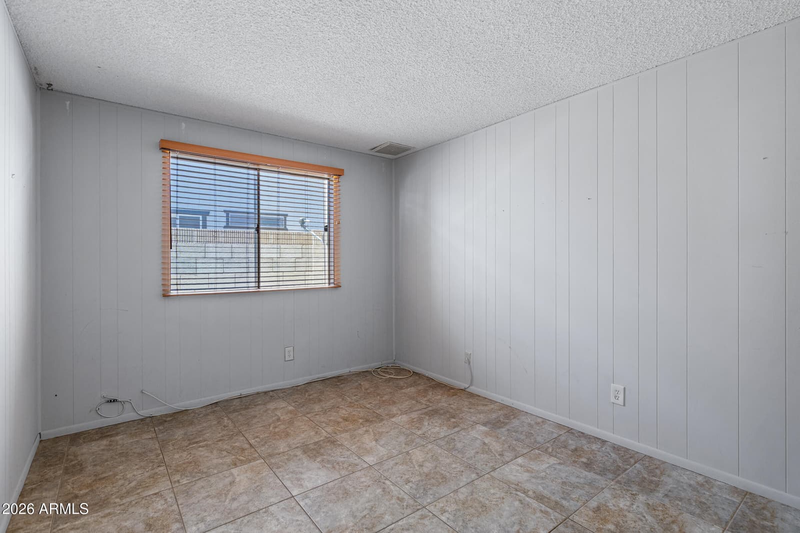 11825 S PAIUTE Street, Phoenix, AZ 85044 — photo 18 of 38