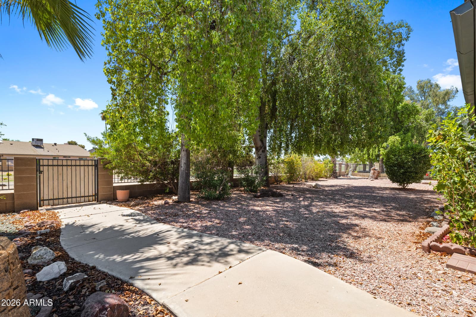 11825 S PAIUTE Street, Phoenix, AZ 85044 — photo 33 of 38