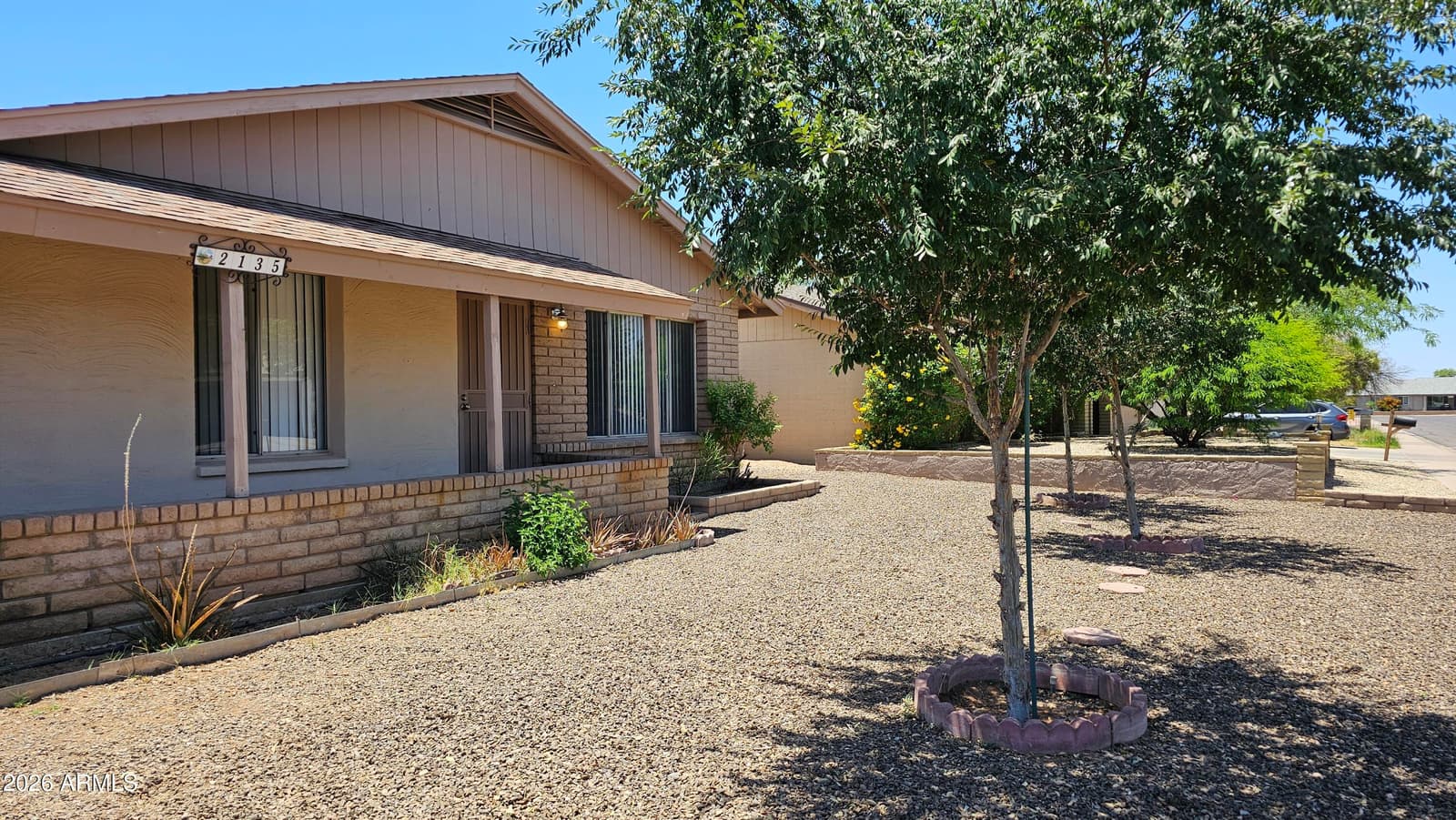 2135 W MAPLE Drive, Phoenix, AZ 85027 — photo 3 of 24