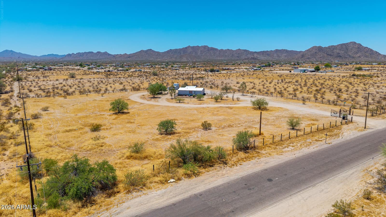 53679 W BARNES Road, Maricopa, AZ 85139 — photo 10 of 20