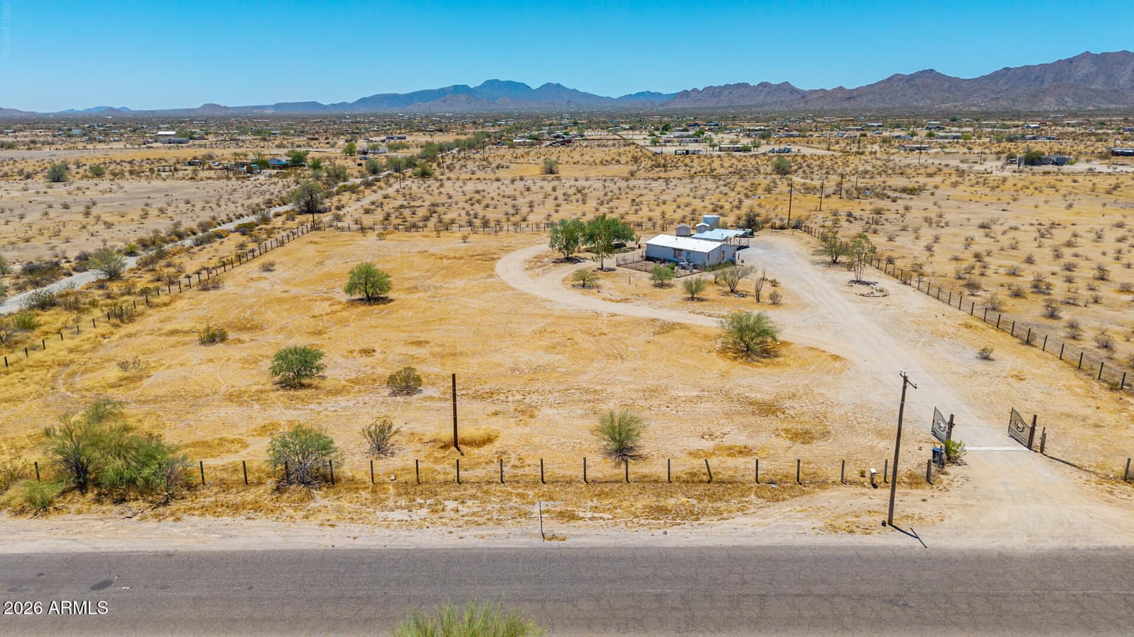 53679 W BARNES Road, Maricopa, AZ 85139 — photo 11 of 20