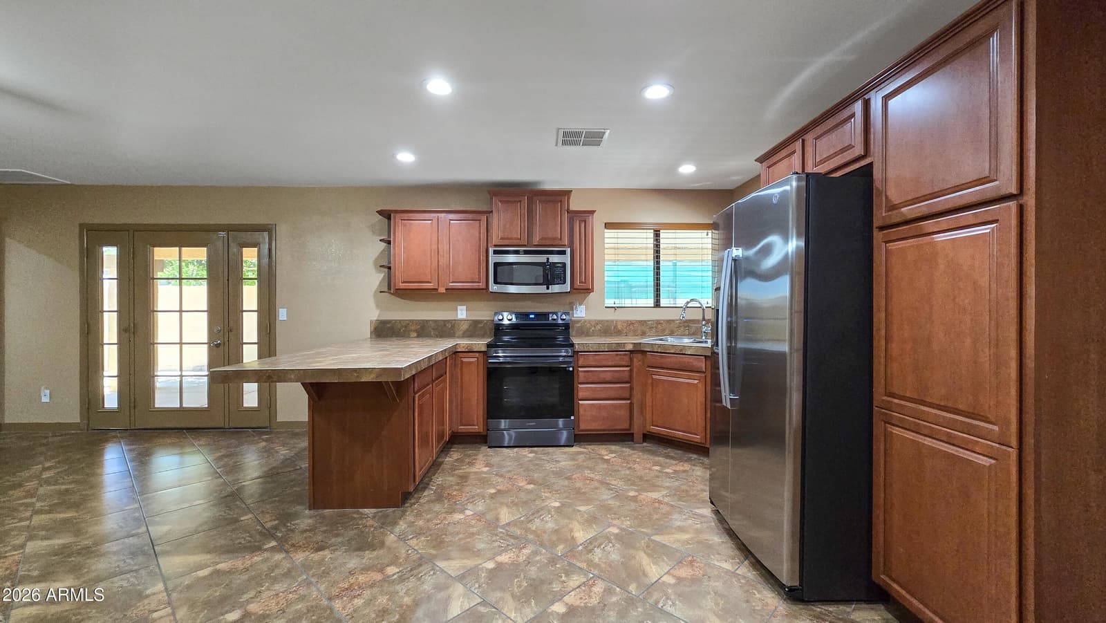 8002 W MARYLAND Avenue, Glendale, AZ 85303 — photo 14 of 47