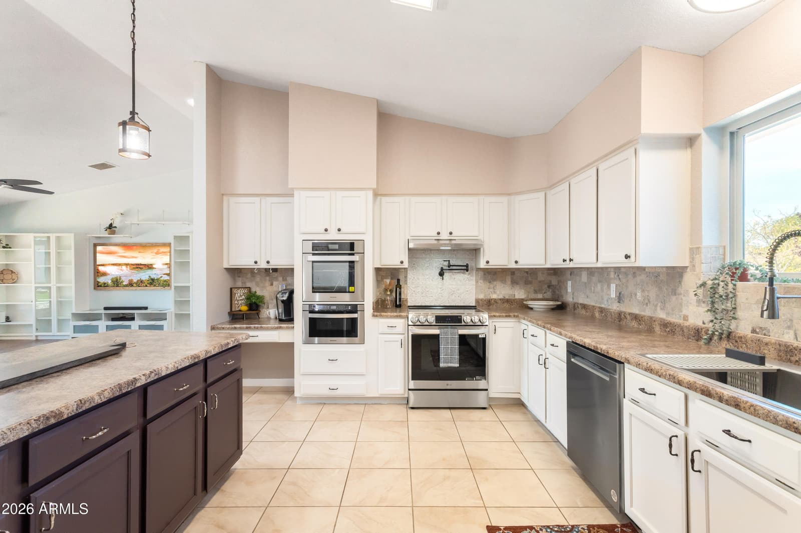 3518 Trevino Drive, Sierra Vista, AZ 85650 — photo 12 of 42