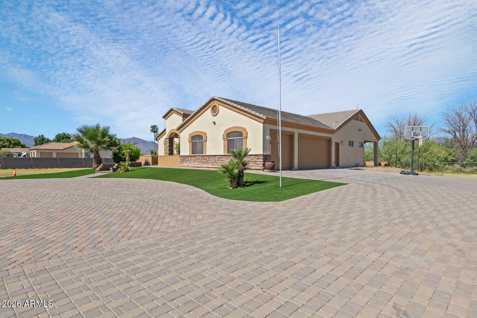 5618 S 100TH Avenue, Tolleson, AZ 85353 — photo 2 of 49