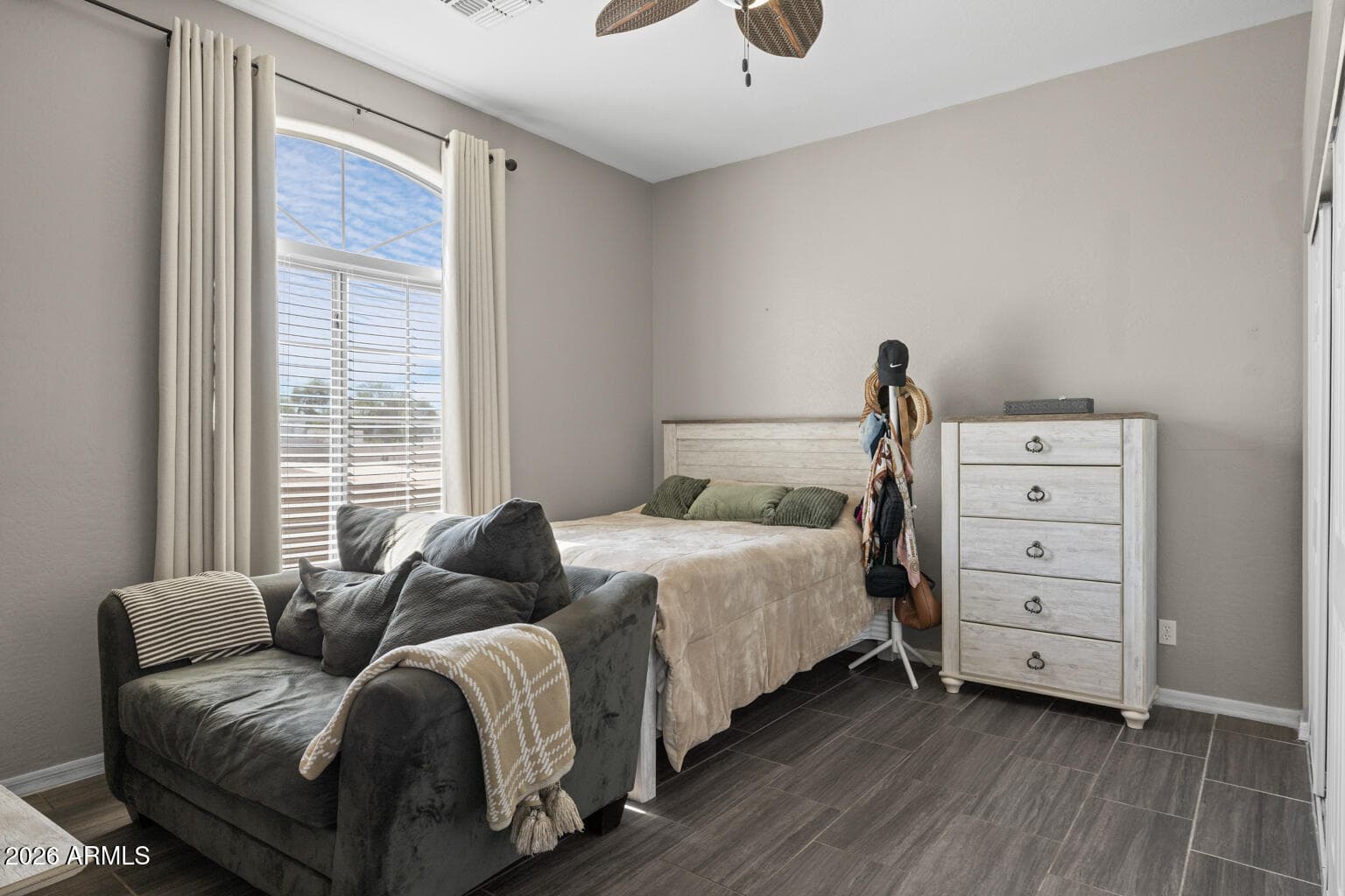 5618 S 100TH Avenue, Tolleson, AZ 85353 — photo 11 of 49