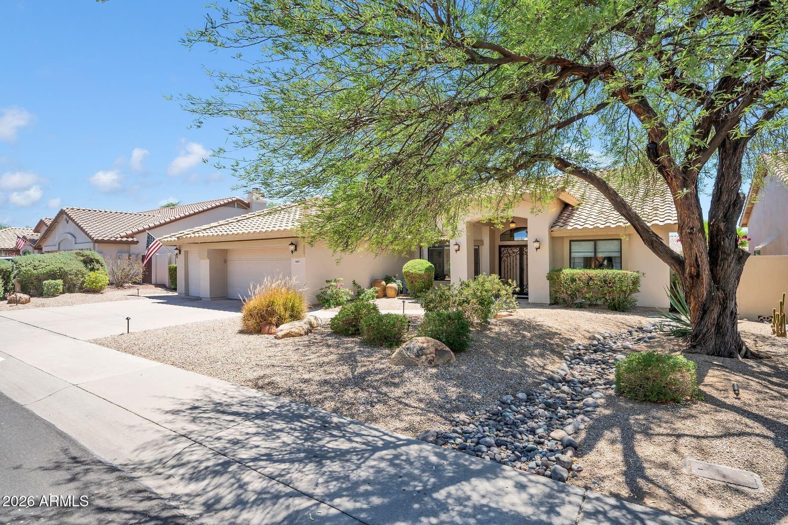 4443 E Barwick Drive, Cave Creek, AZ 85331 — photo 9 of 44