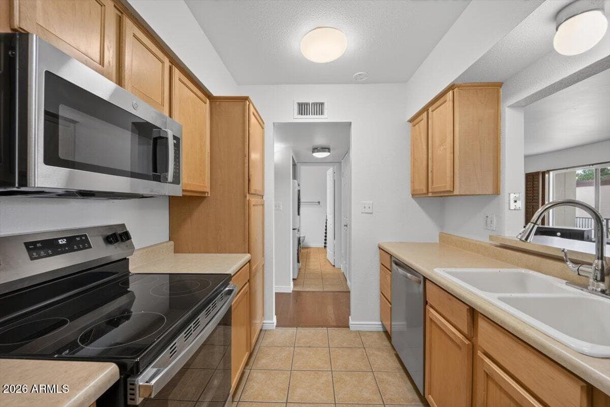 240 S Old Litchfield Road 212, Litchfield Park, AZ 85340 — photo 3 of 18