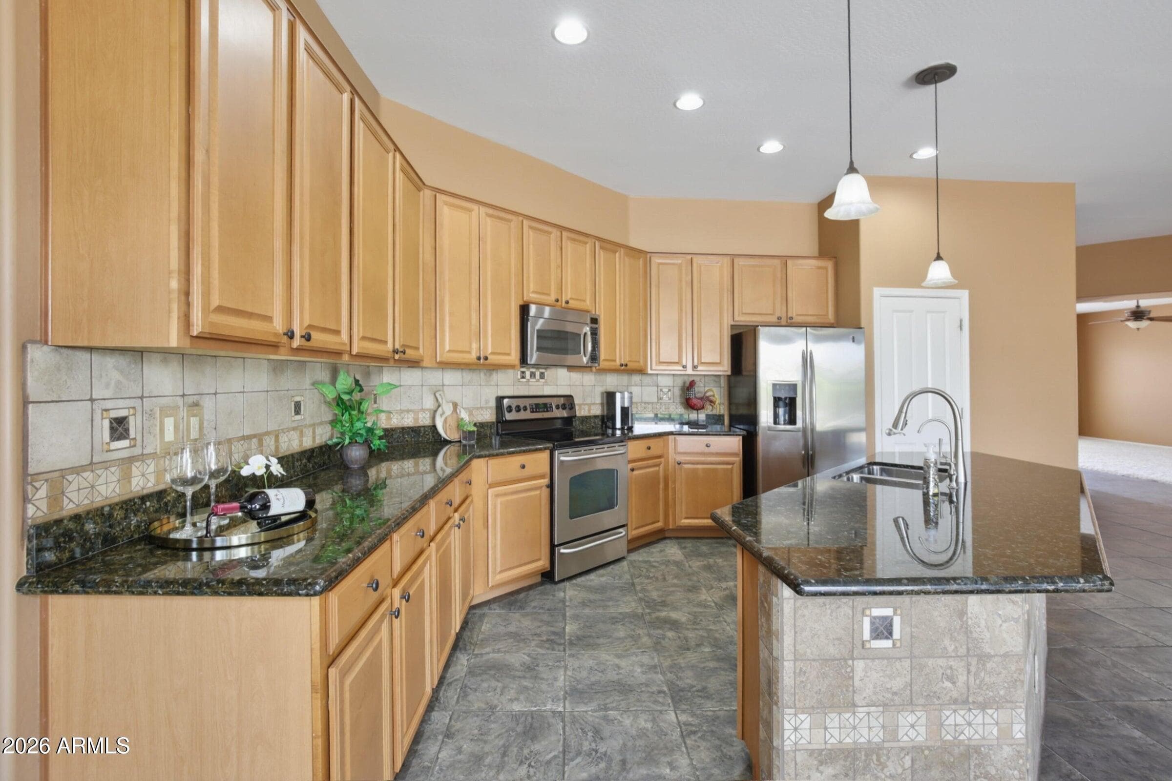 18436 W BANFF Lane, Surprise, AZ 85388 — photo 5 of 76