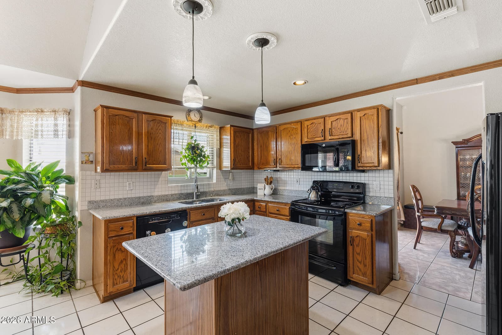 6006 W VILLA MARIA Drive, Glendale, AZ 85308 — photo 3 of 45
