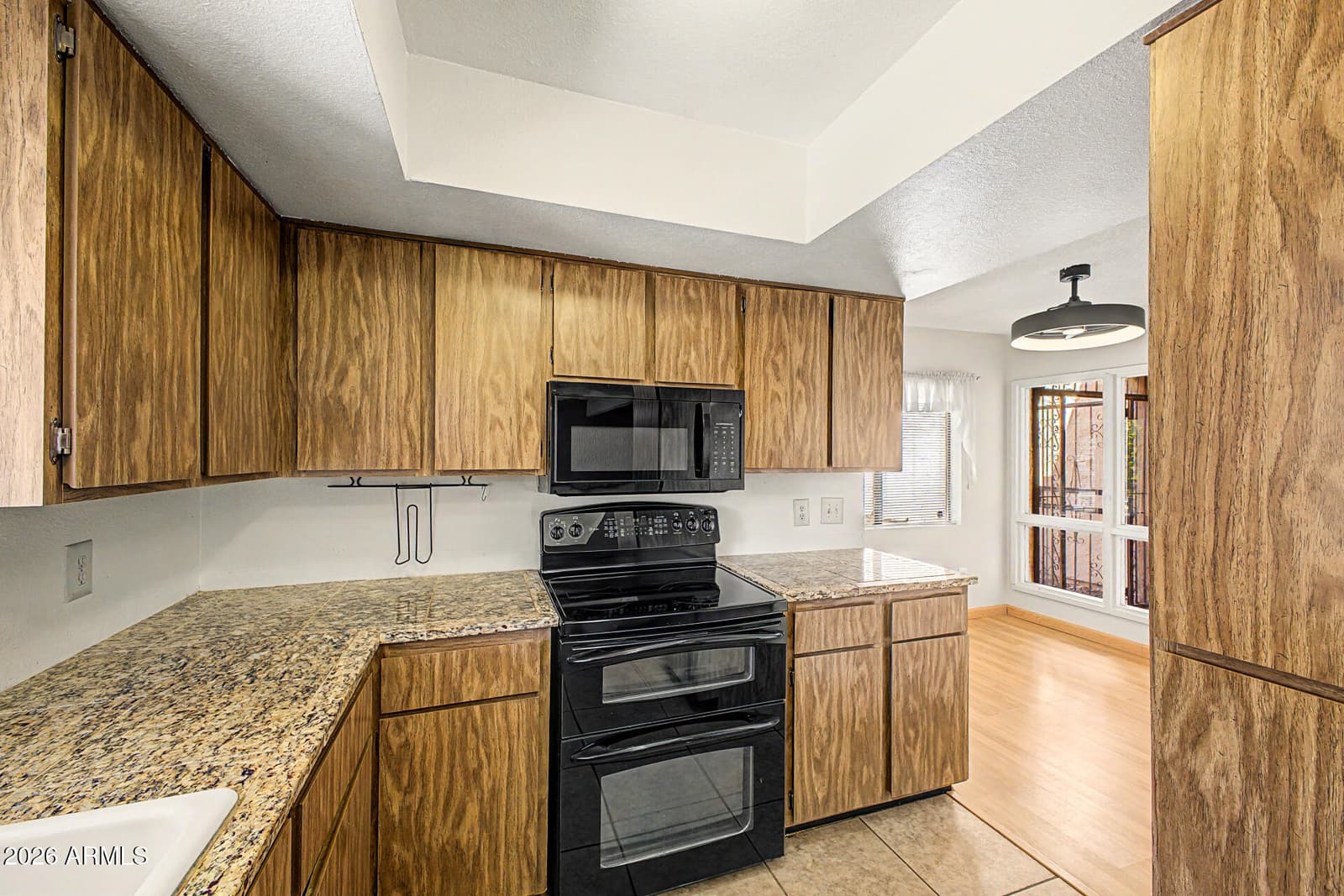 9358 E CITRUS Lane N, Sun Lakes, AZ 85248 — photo 12 of 34