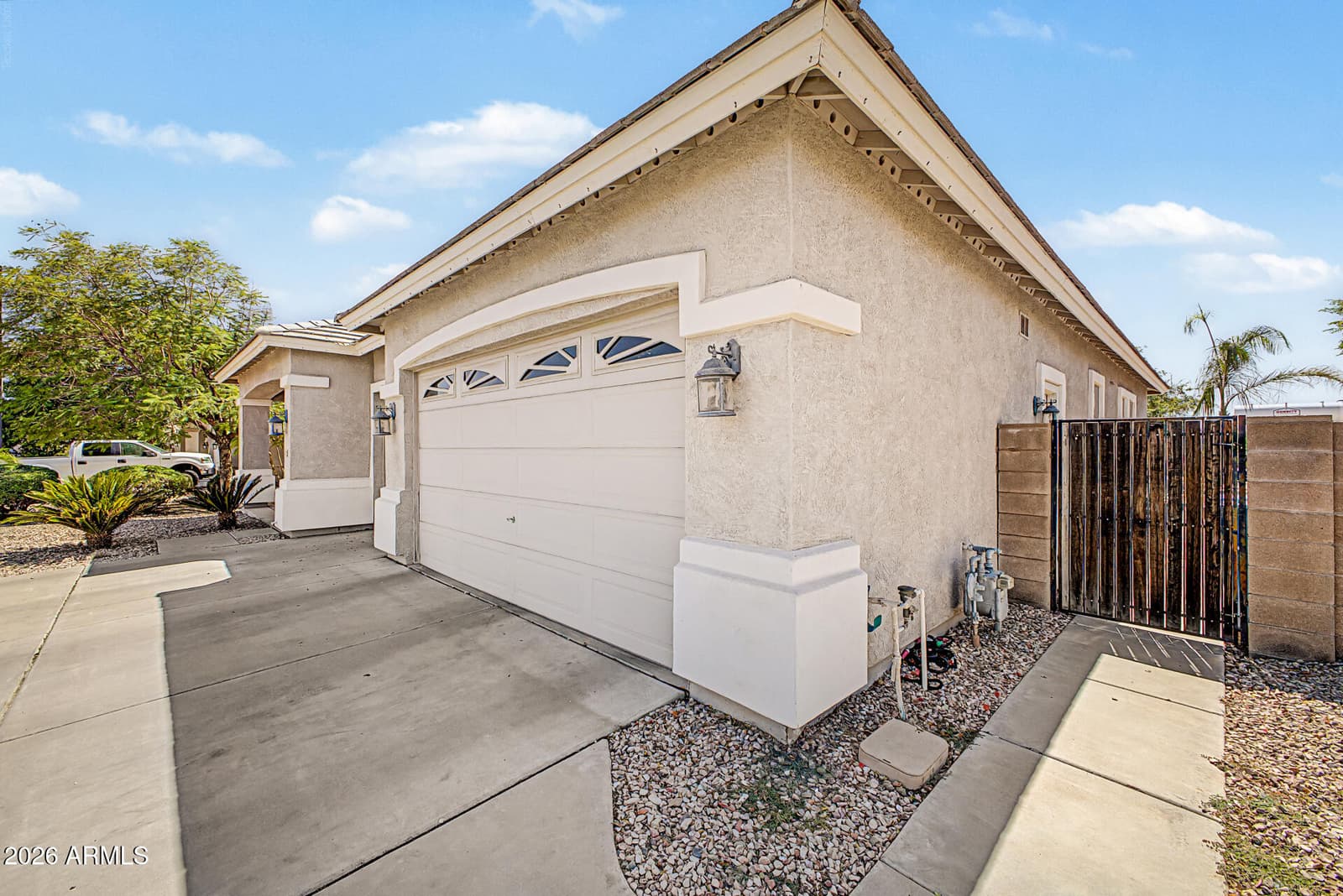 5722 N LAGUNA Drive, Litchfield Park, AZ 85340 — photo 3 of 43