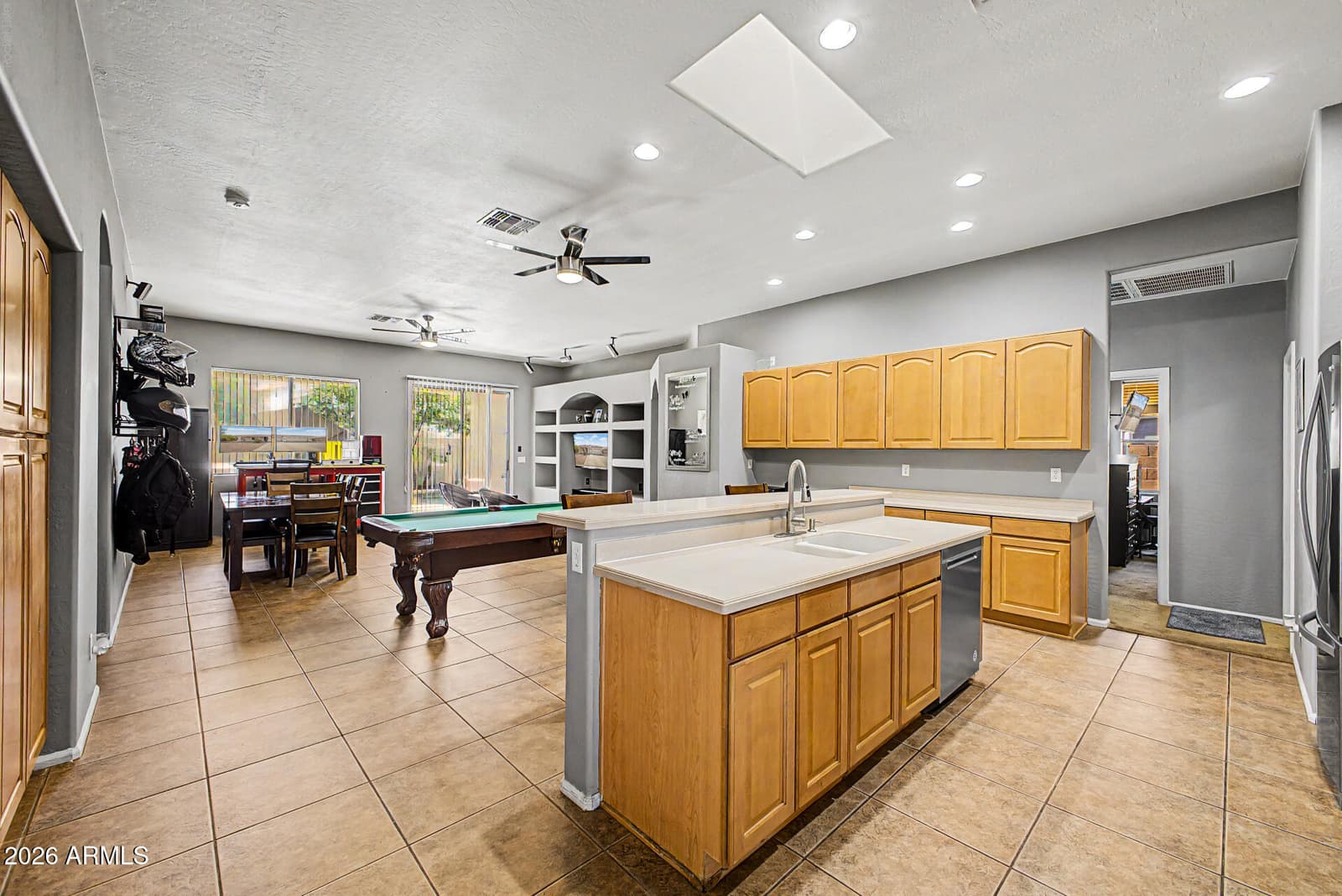 5722 N LAGUNA Drive, Litchfield Park, AZ 85340 — photo 9 of 43