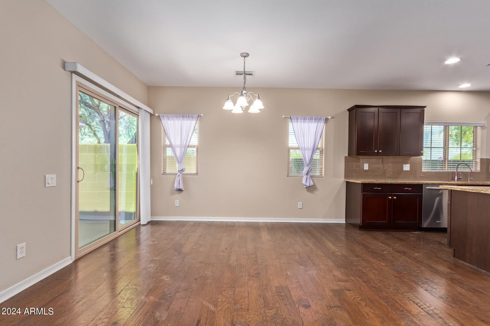 21244 N 36TH Place, Phoenix, AZ 85050 — photo 9 of 67