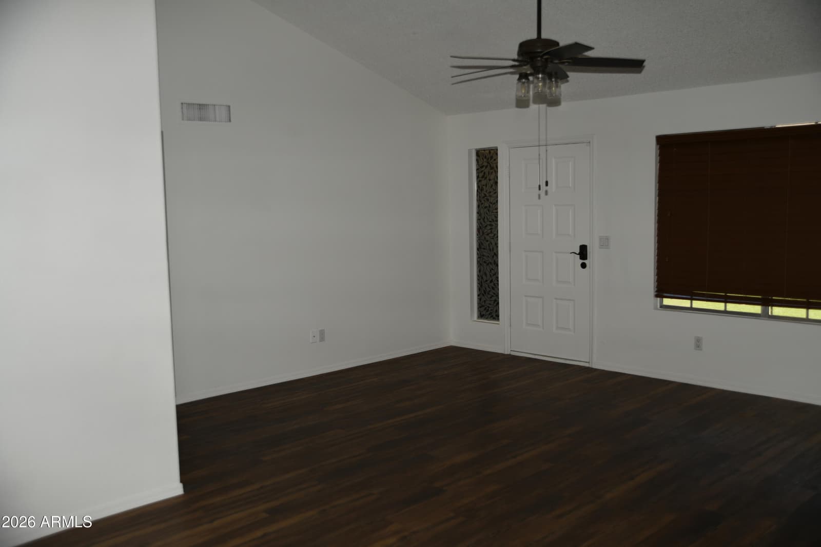 1326 E TARO Lane, Phoenix, AZ 85024 — photo 11 of 27