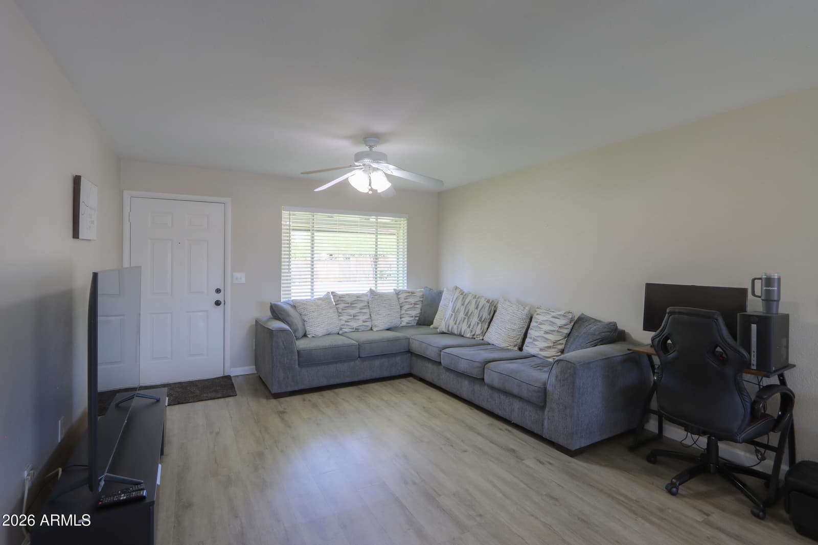 7953 W SAHUARO Drive, Peoria, AZ 85345 — photo 5 of 32