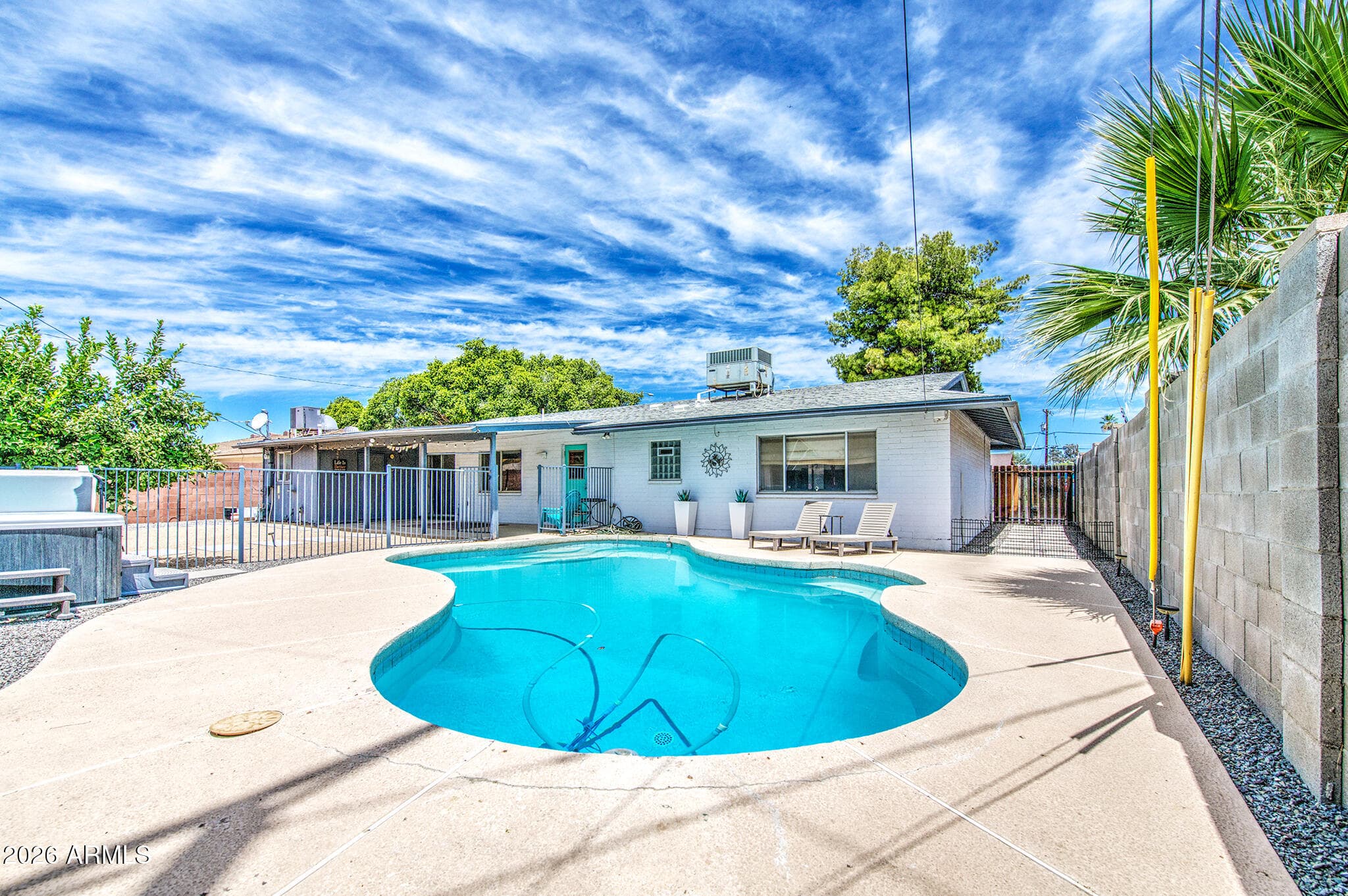 3739 W KRALL Street, Phoenix, AZ 85019 — photo 24 of 29