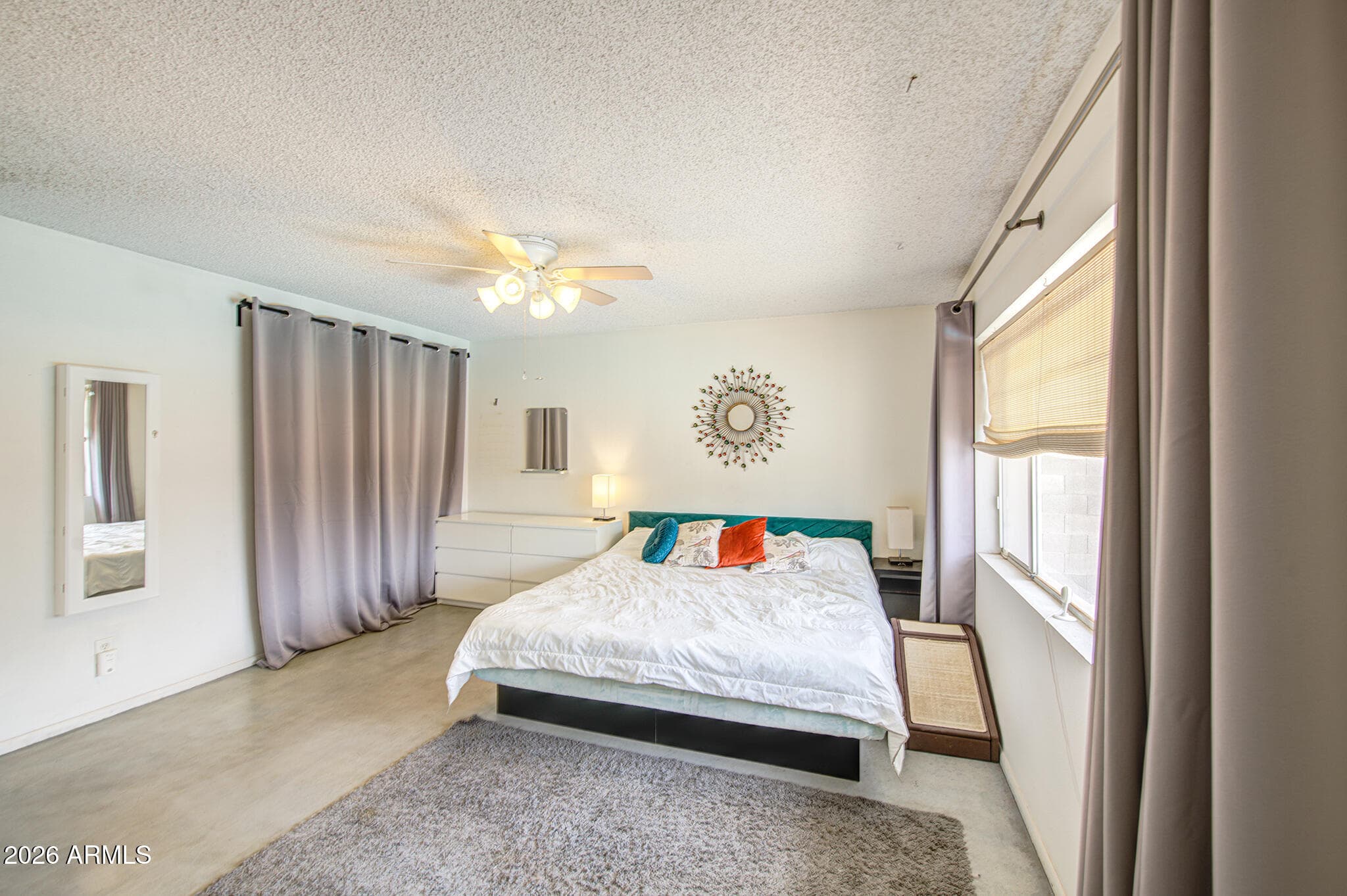 3739 W KRALL Street, Phoenix, AZ 85019 — photo 15 of 29