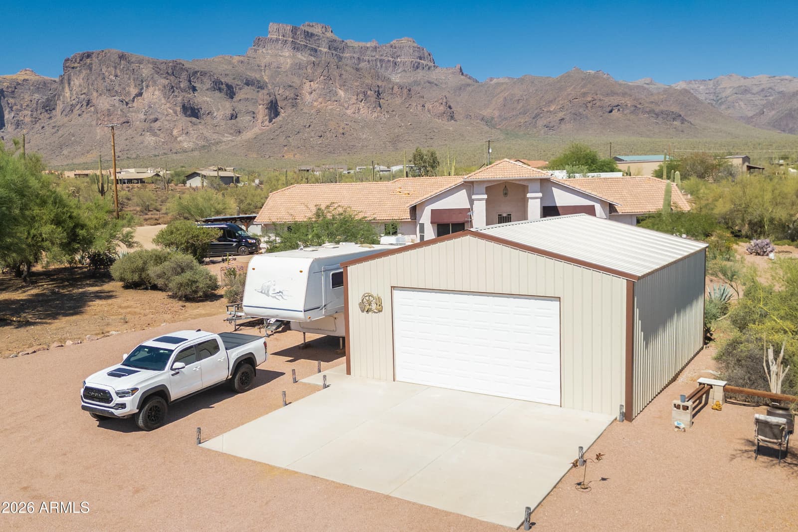 83 S GERONIMO Road, Apache Junction, AZ 85119 — photo 4 of 73