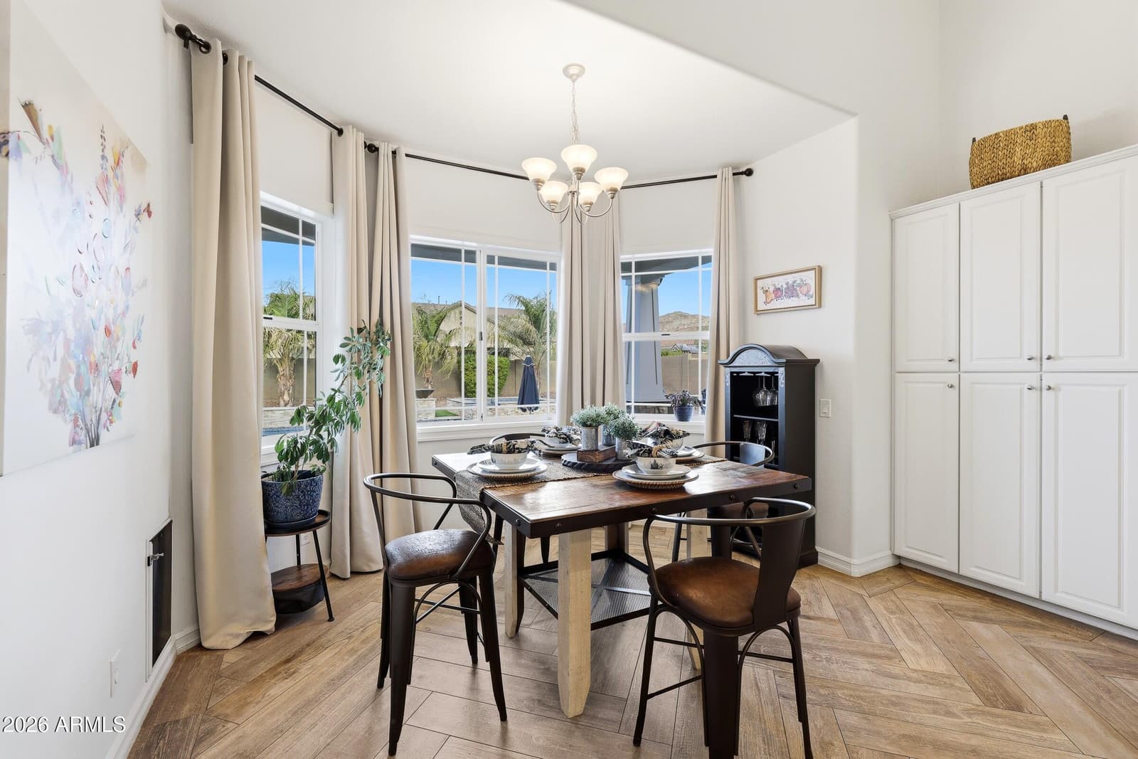 7823 S 28TH Way, Phoenix, AZ 85042 — photo 10 of 39