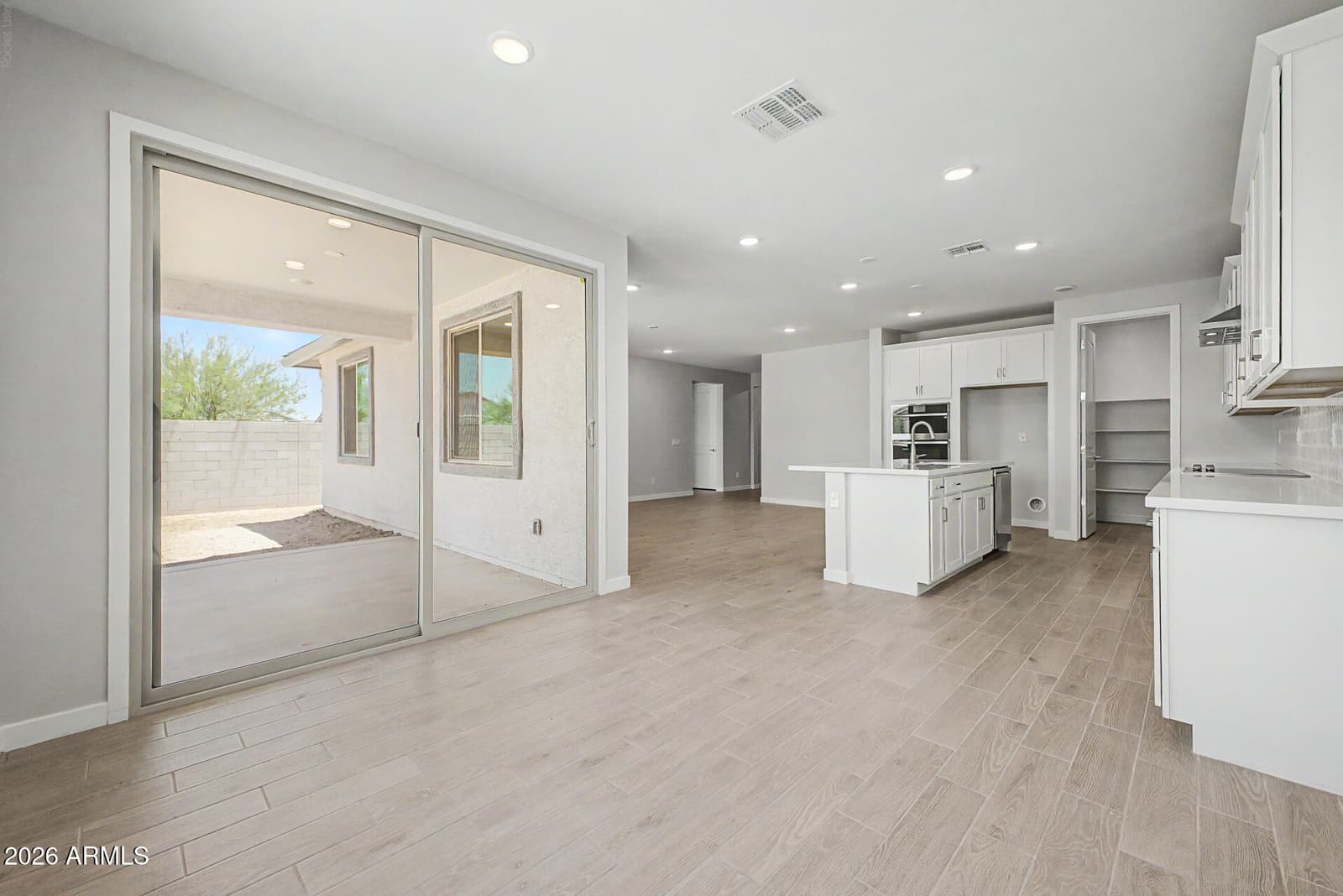 31564 N SINGING MEADOW Lane, San Tan Valley, AZ 85143 — photo 4 of 17