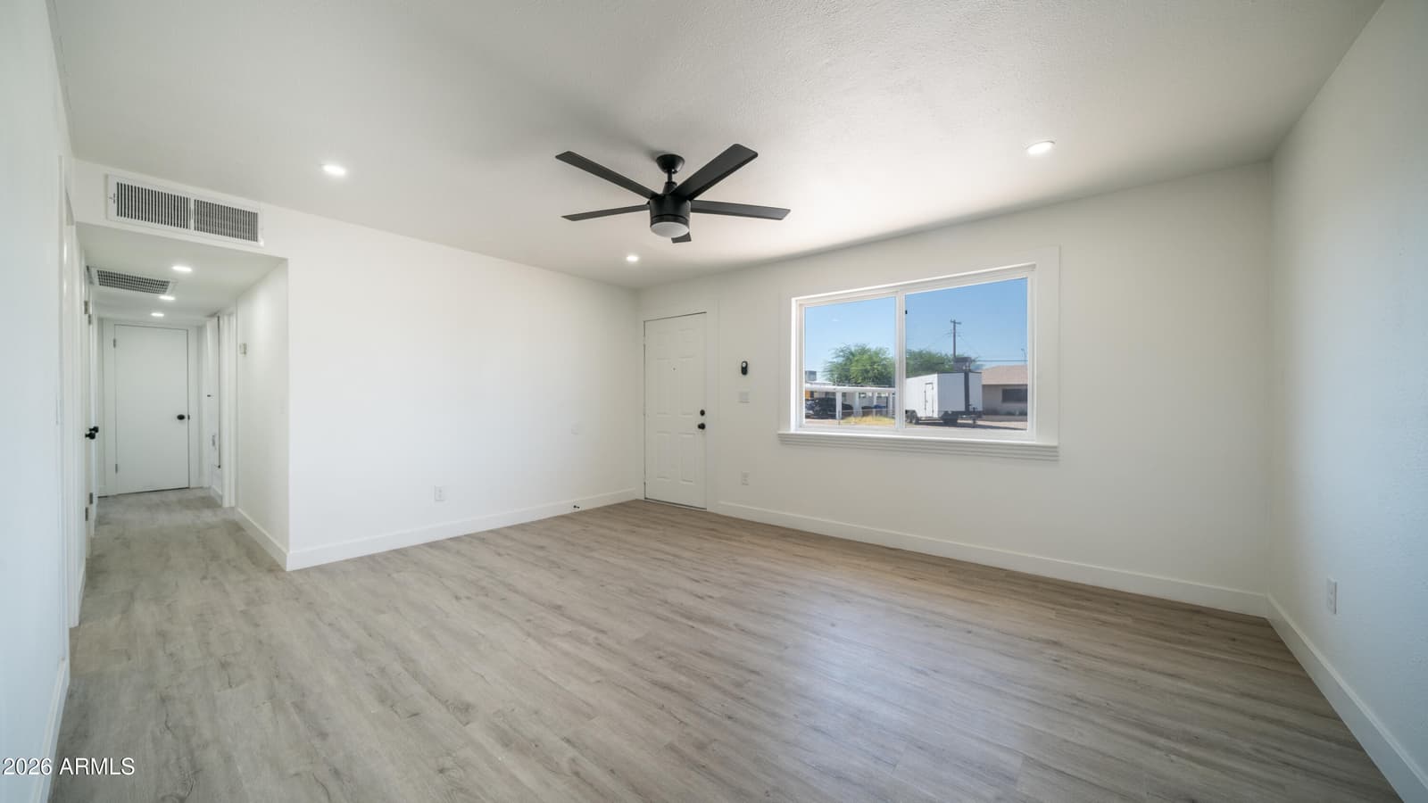 1326 W 6TH Avenue, Mesa, AZ 85202 — photo 5 of 26