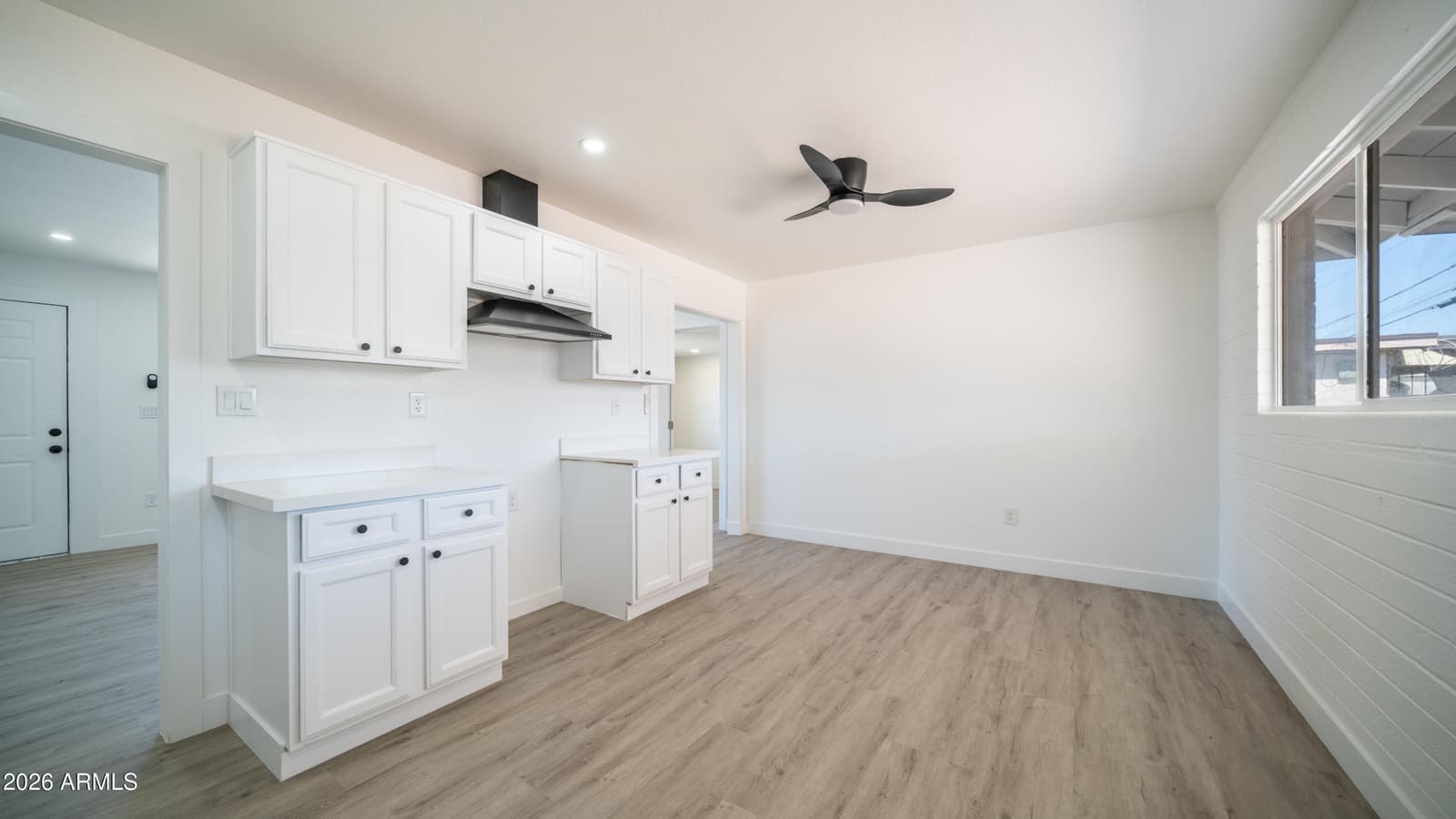 1326 W 6TH Avenue, Mesa, AZ 85202 — photo 9 of 26