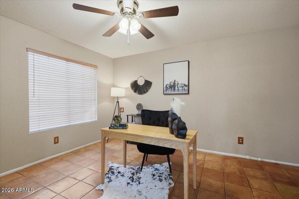 4346 W MISTY WILLOW Lane, Glendale, AZ 85310 — photo 19 of 59