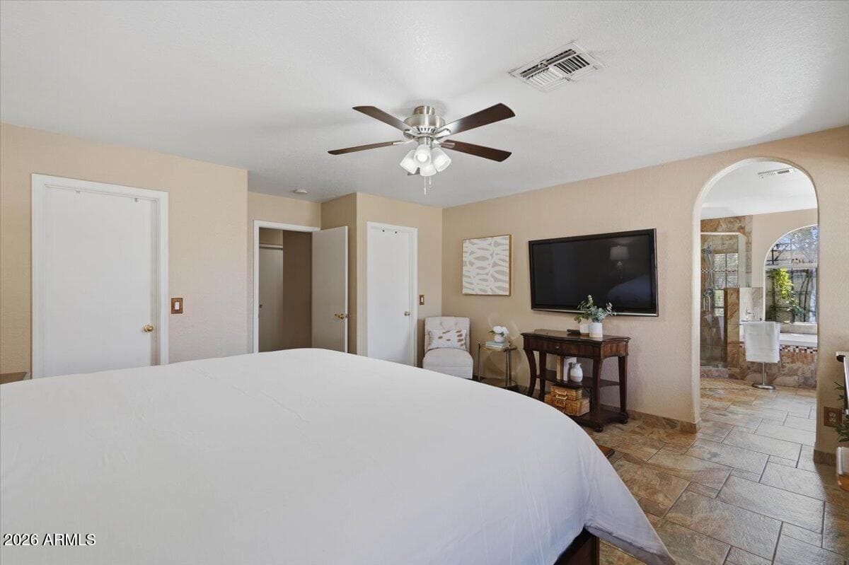 4346 W MISTY WILLOW Lane, Glendale, AZ 85310 — photo 33 of 59