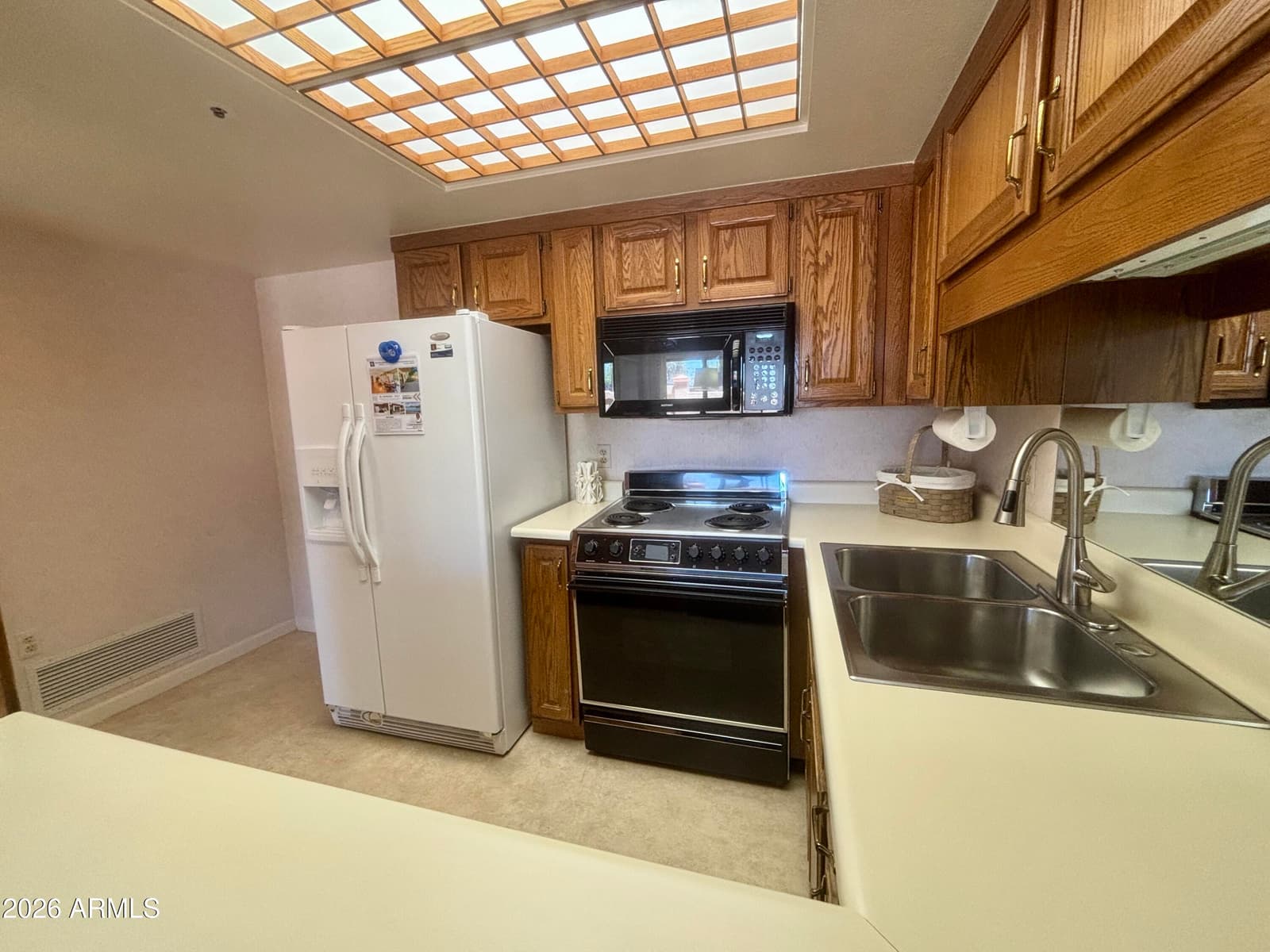 10330 W THUNDERBIRD Boulevard A127, Sun City, AZ 85351 — photo 10 of 31