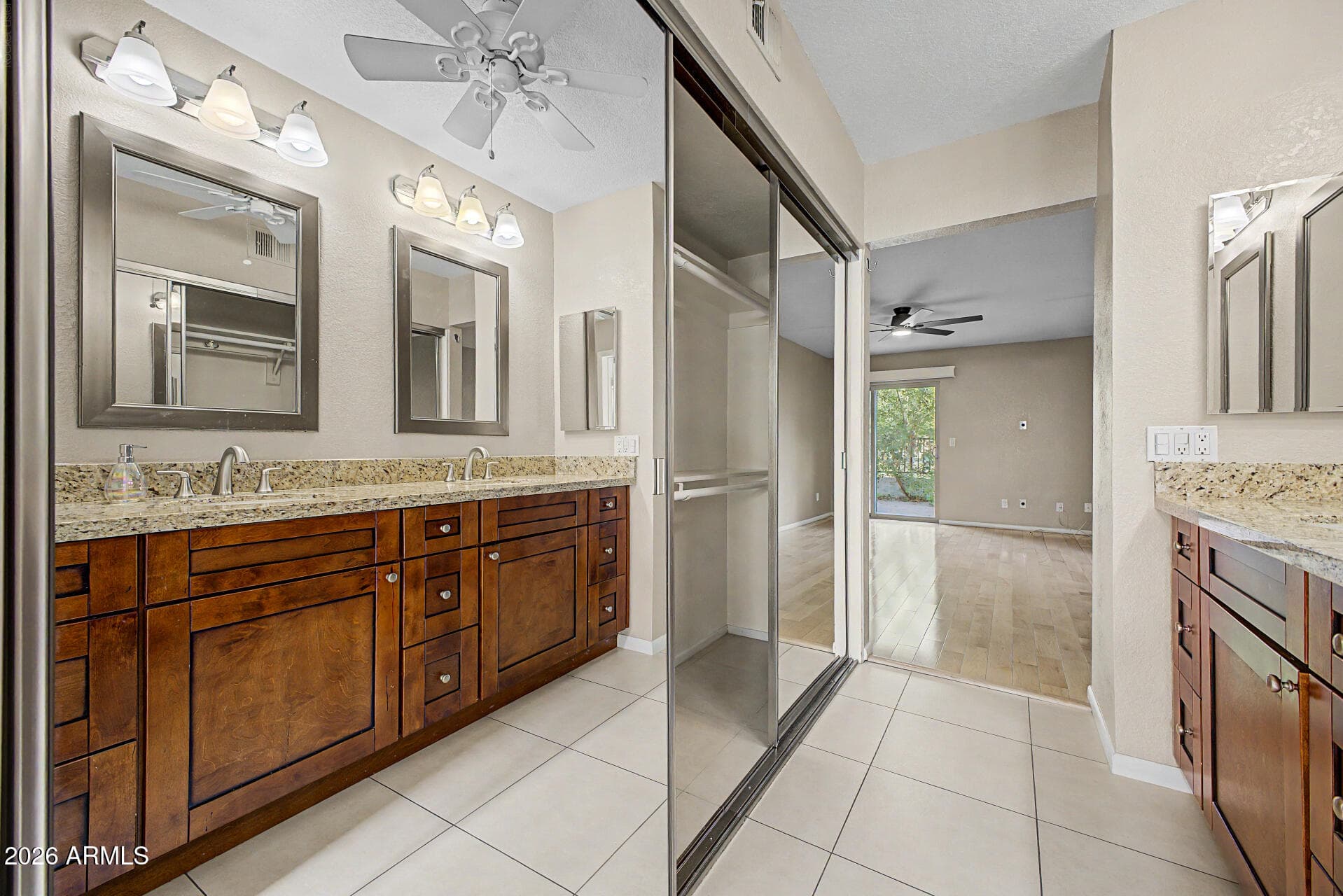 11615 N 40TH Way, Phoenix, AZ 85028 — photo 19 of 35