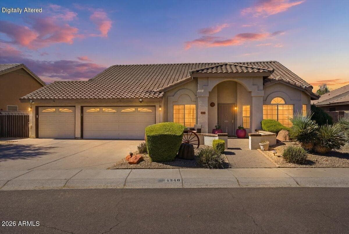 4346 W MISTY WILLOW Lane, Glendale, AZ 85310 — photo 1 of 59