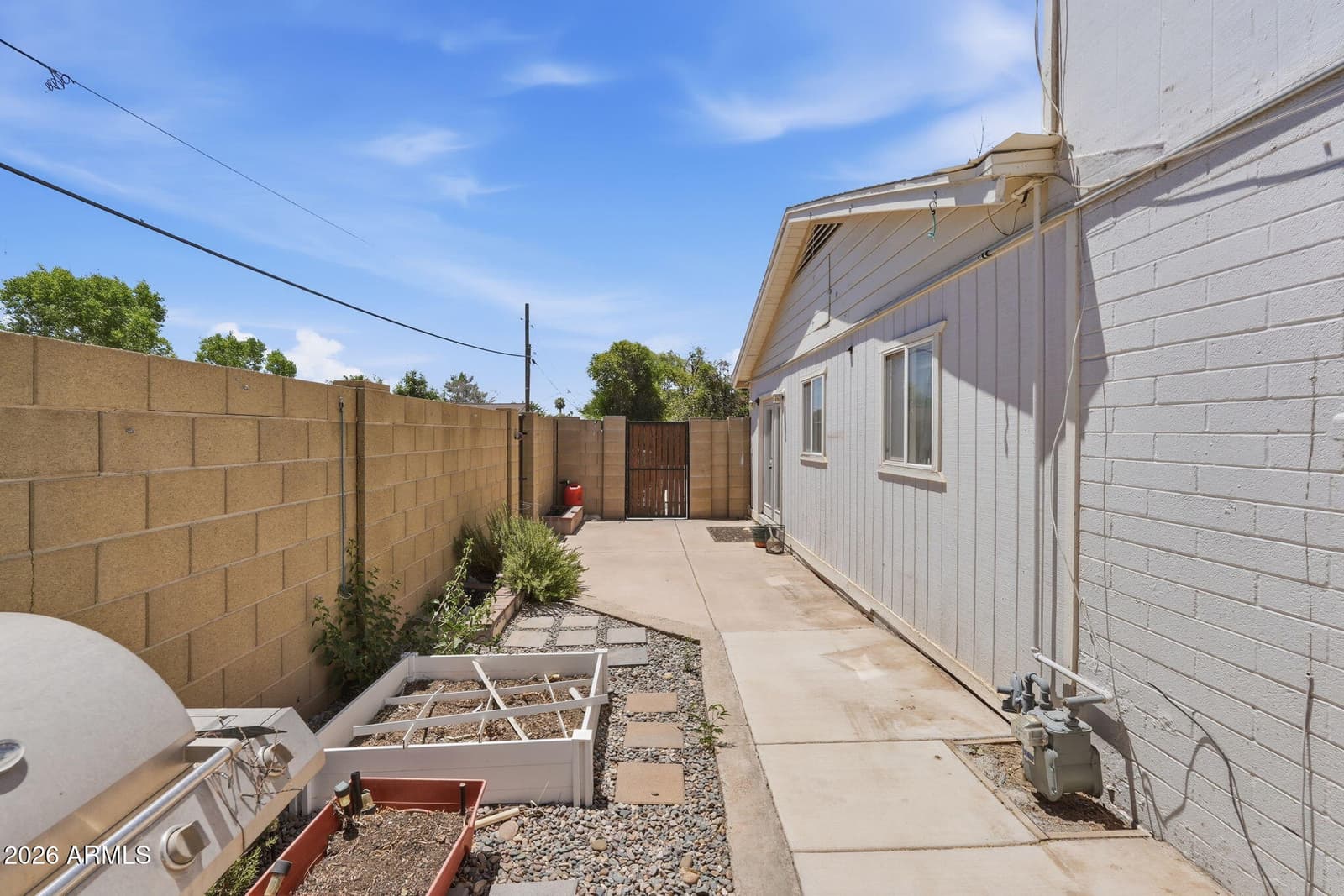 410 W PARKWAY Boulevard, Tempe, AZ 85281 — photo 33 of 46