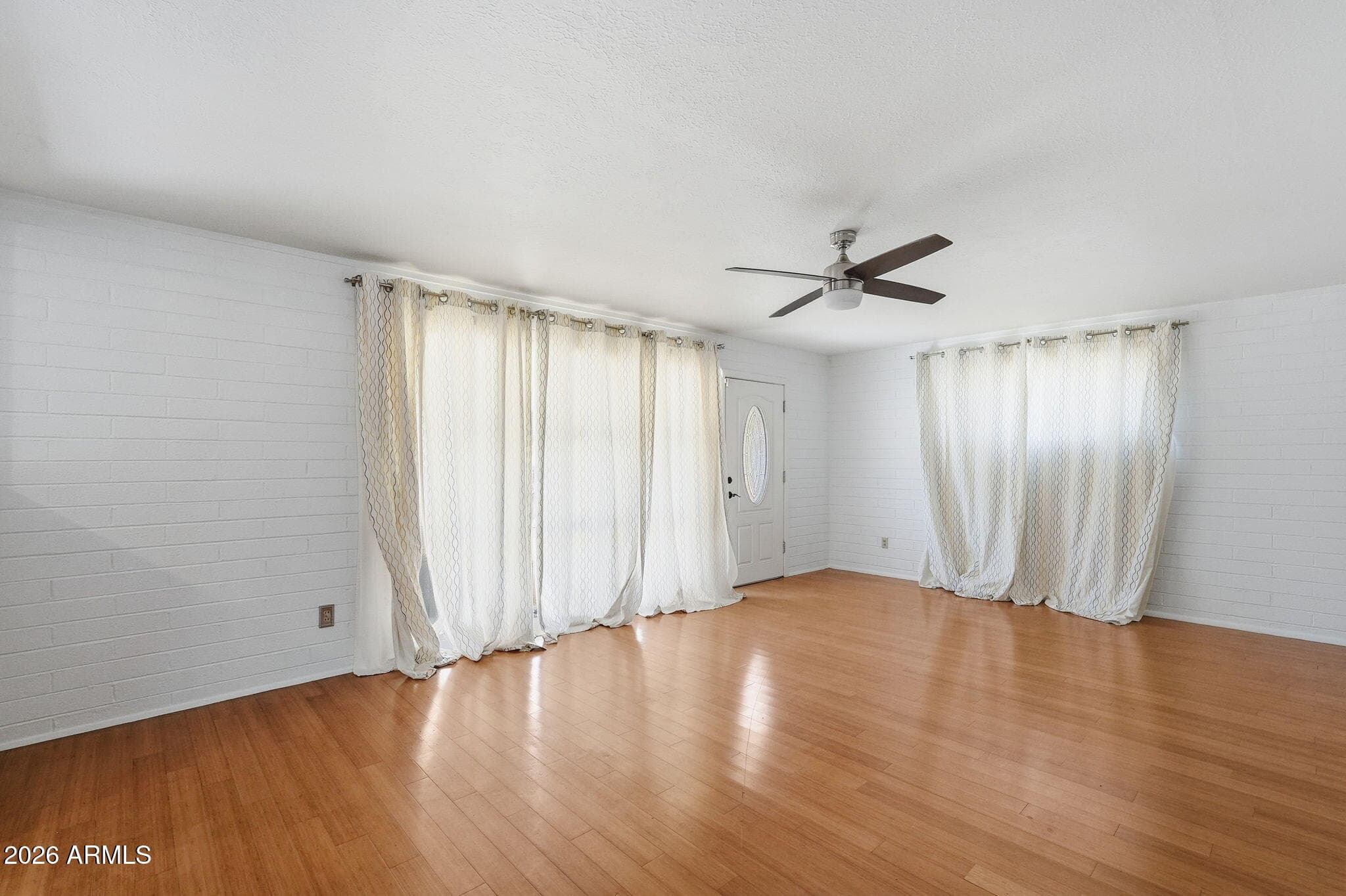 410 W PARKWAY Boulevard, Tempe, AZ 85281 — photo 11 of 46