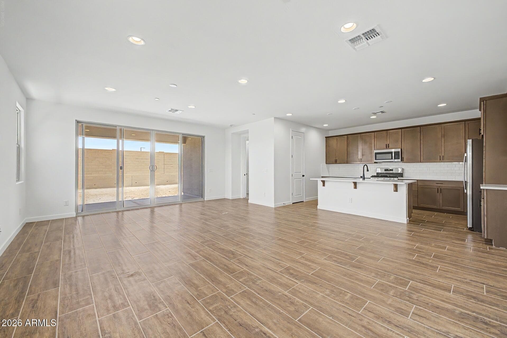 13572 W MAYBERRY Trail, Peoria, AZ 85383 — photo 3 of 39