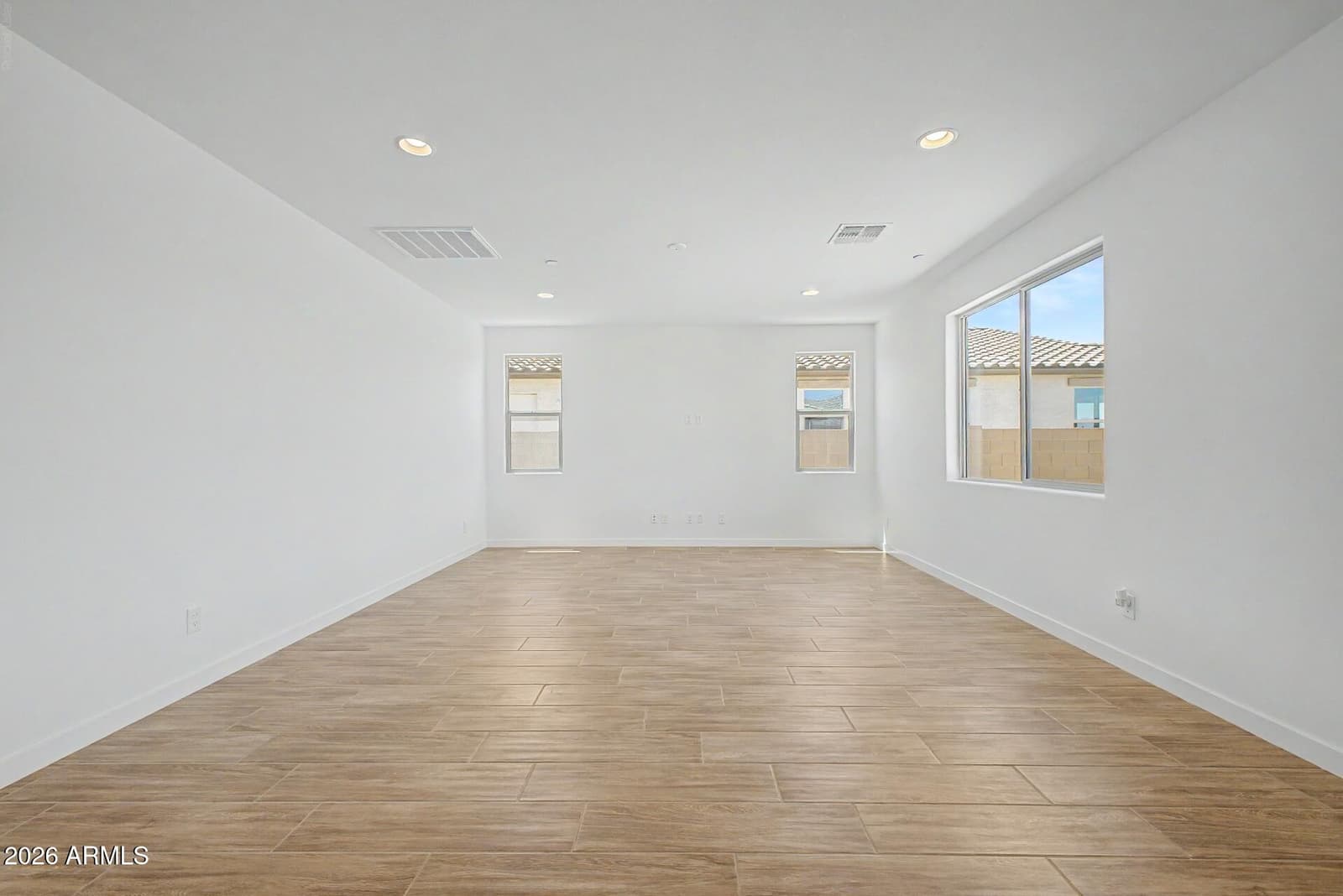 13584 W MAYBERRY Trail, Peoria, AZ 85383 — photo 11 of 39