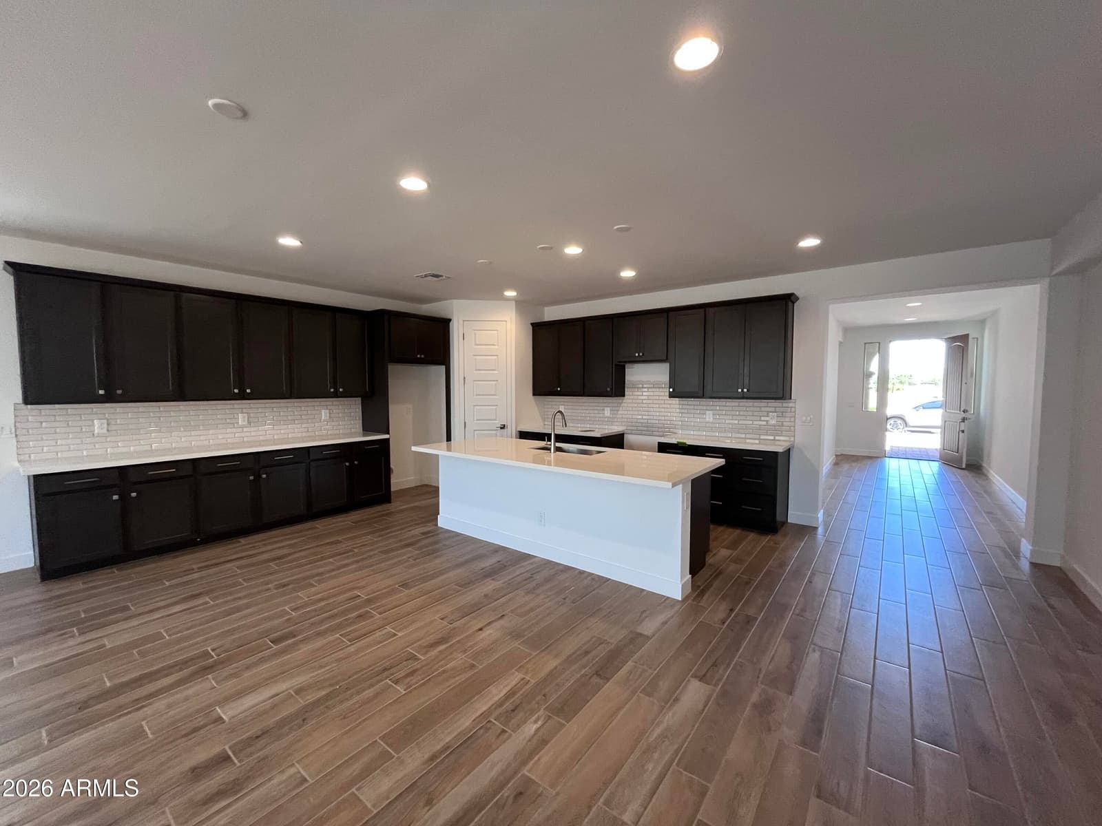 10165 W WELDON Avenue, Avondale, AZ 85392 — photo 2 of 19