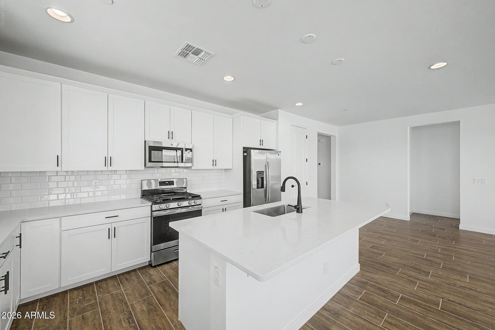 13596 W MAYBERRY Trail, Peoria, AZ 85383 — photo 2 of 33