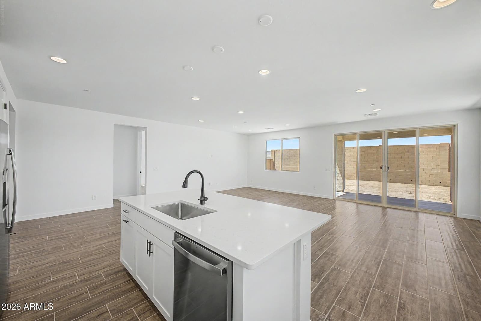 13596 W MAYBERRY Trail, Peoria, AZ 85383 — photo 11 of 33