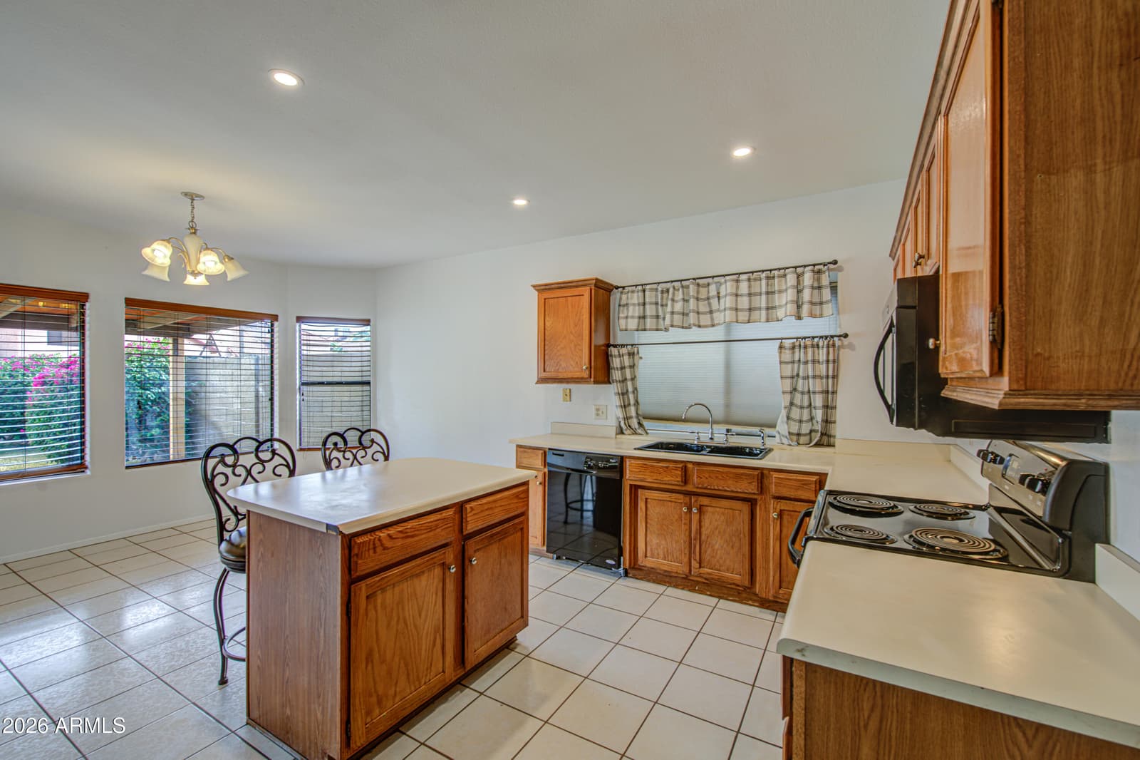 963 E Calle Del Norte, Chandler, AZ 85225 — photo 10 of 30