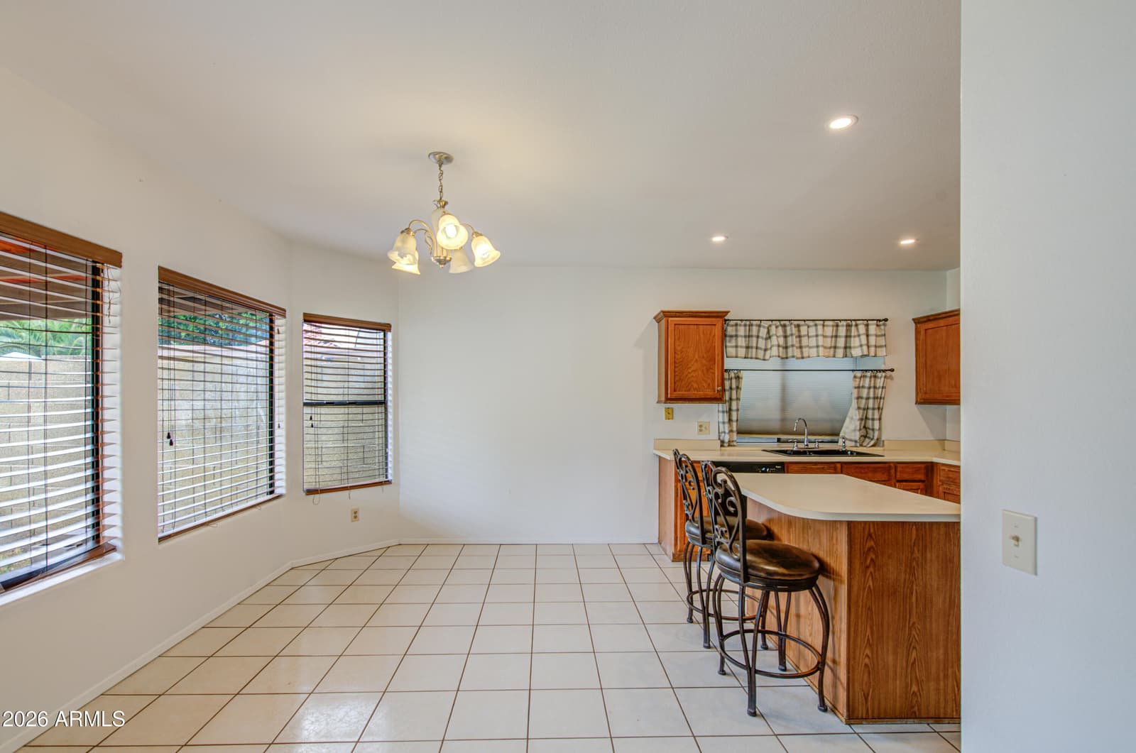 963 E Calle Del Norte, Chandler, AZ 85225 — photo 13 of 30