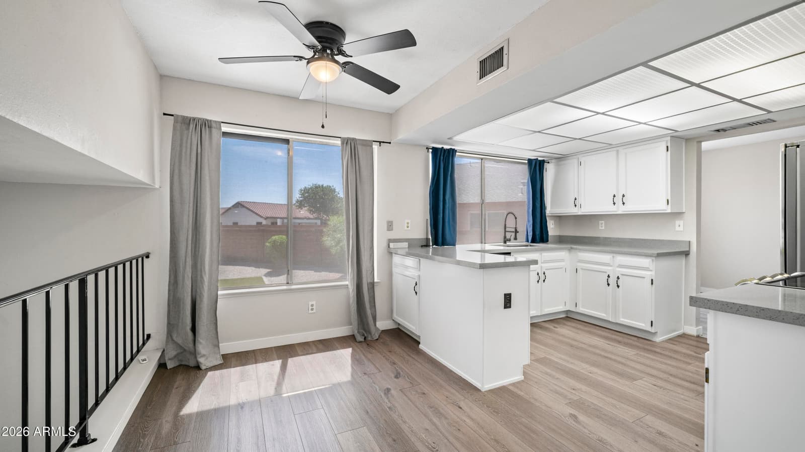 6447 S 18TH Street, Phoenix, AZ 85042 — photo 4 of 40