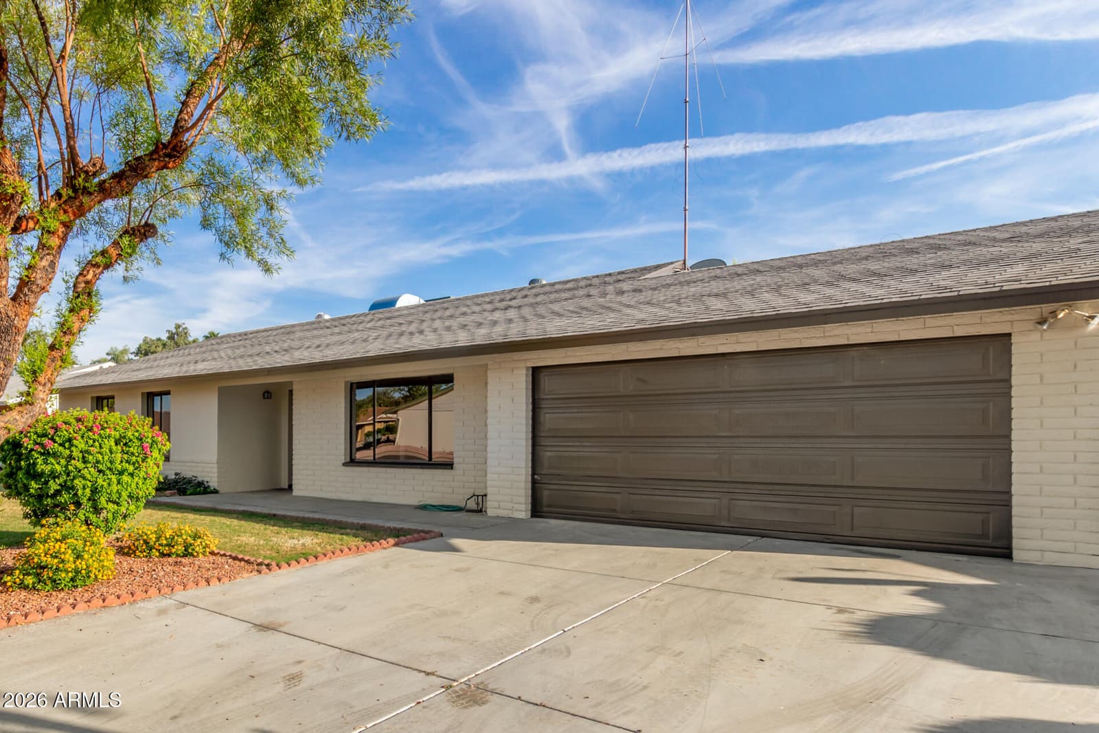 4717 E WILLOW Avenue, Phoenix, AZ 85032 — photo 2 of 24