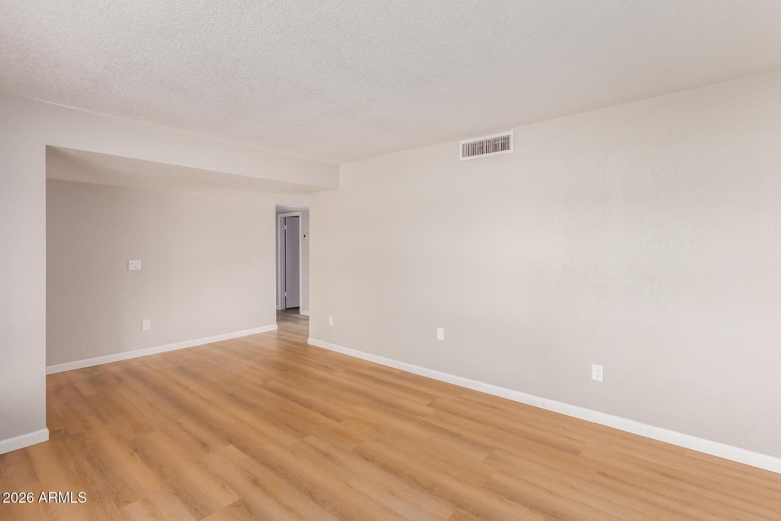 4717 E WILLOW Avenue, Phoenix, AZ 85032 — photo 5 of 24