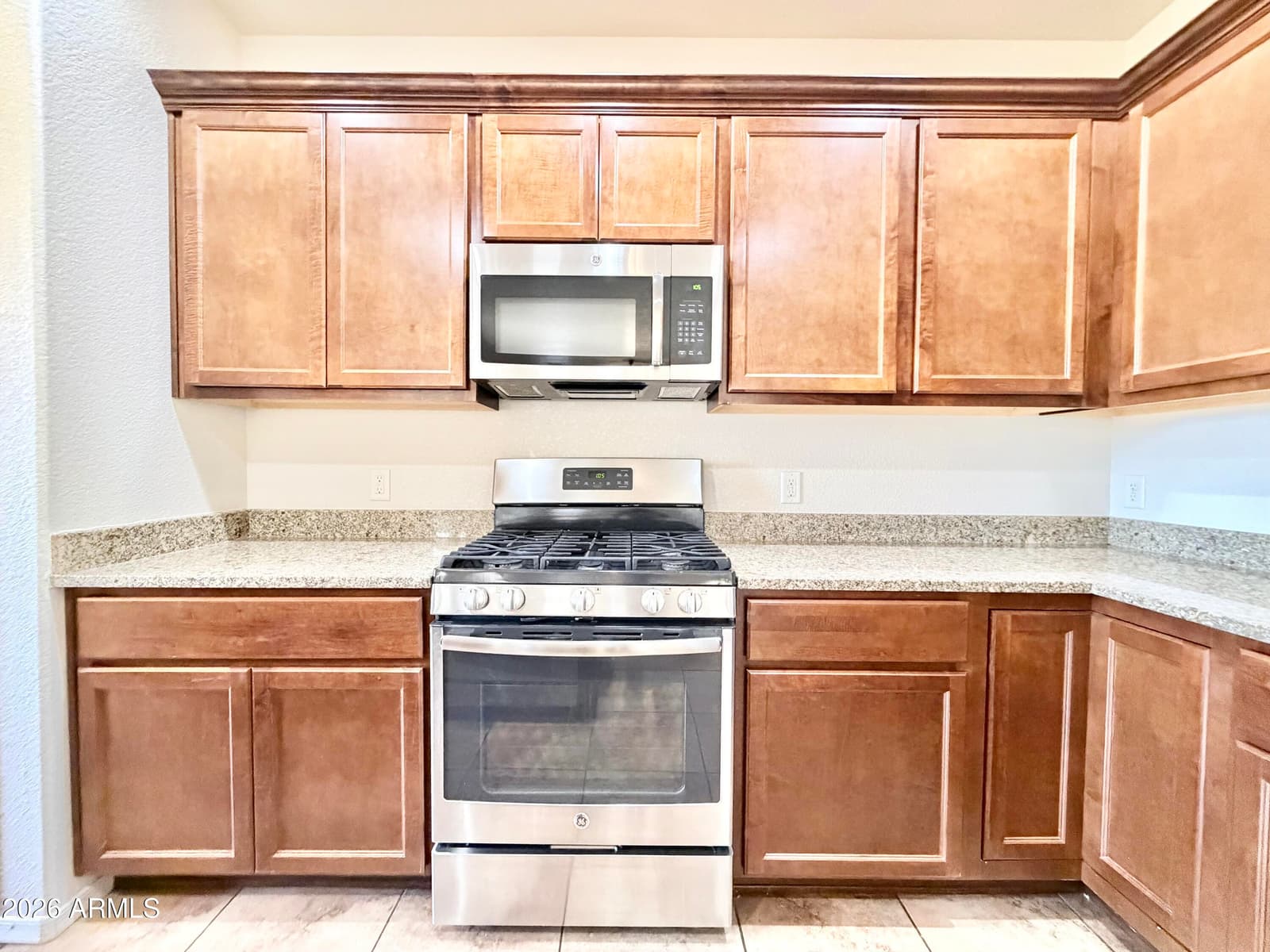 269 BAINBRIDGE Drive, Sierra Vista, AZ 85635 — photo 12 of 45