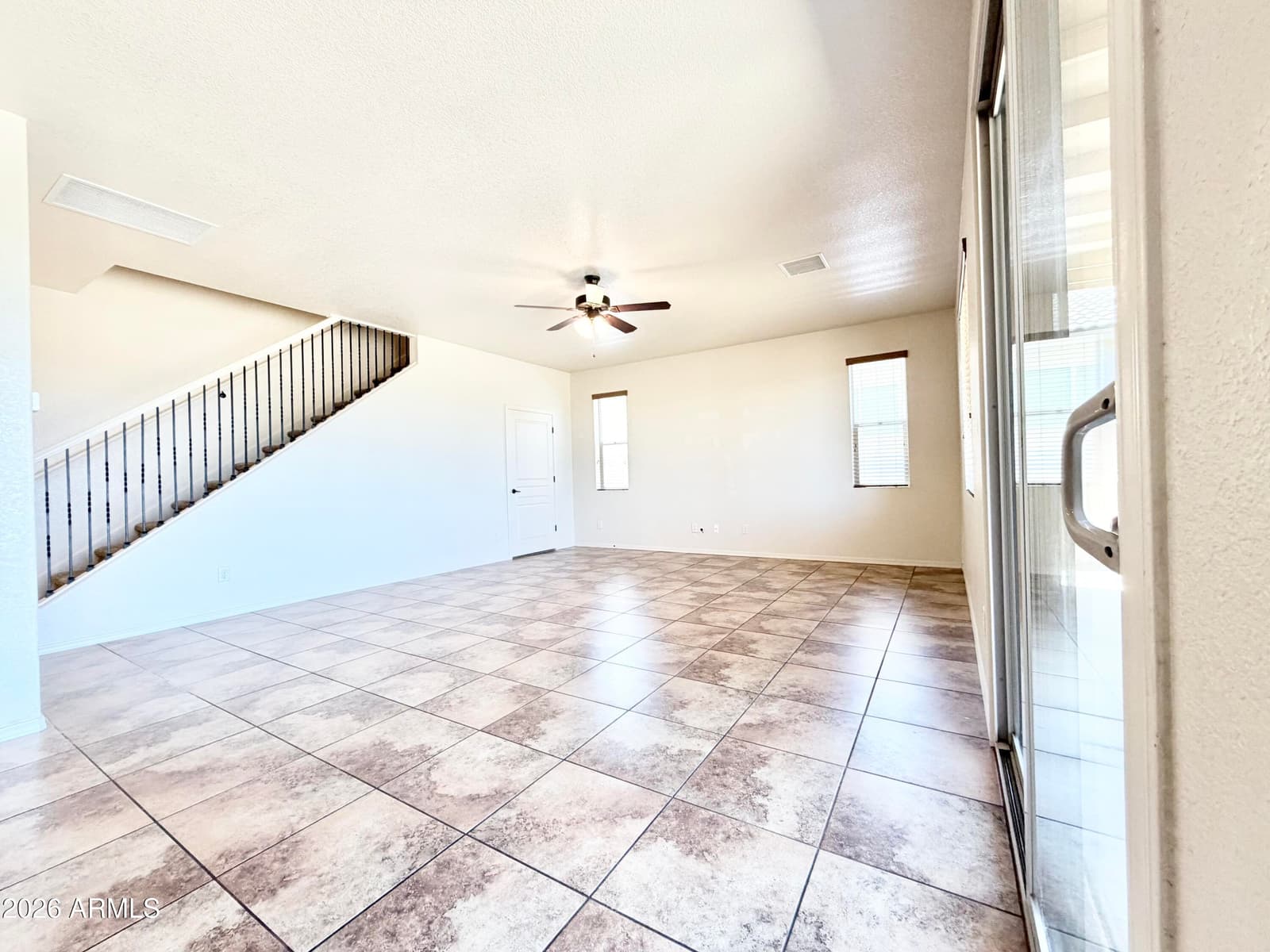 269 BAINBRIDGE Drive, Sierra Vista, AZ 85635 — photo 14 of 45
