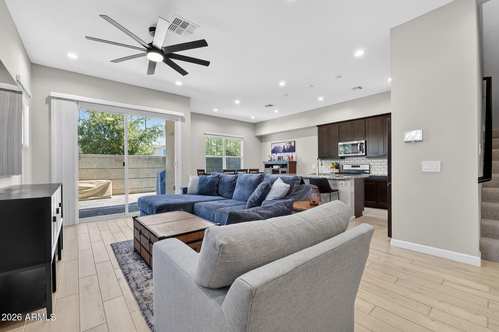 4840 E VILLAGE Drive, Scottsdale, AZ 85254 — photo 11 of 50