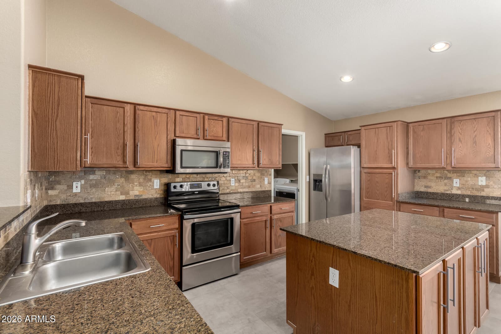 16214 W YOUNG Street, Surprise, AZ 85374 — photo 9 of 38