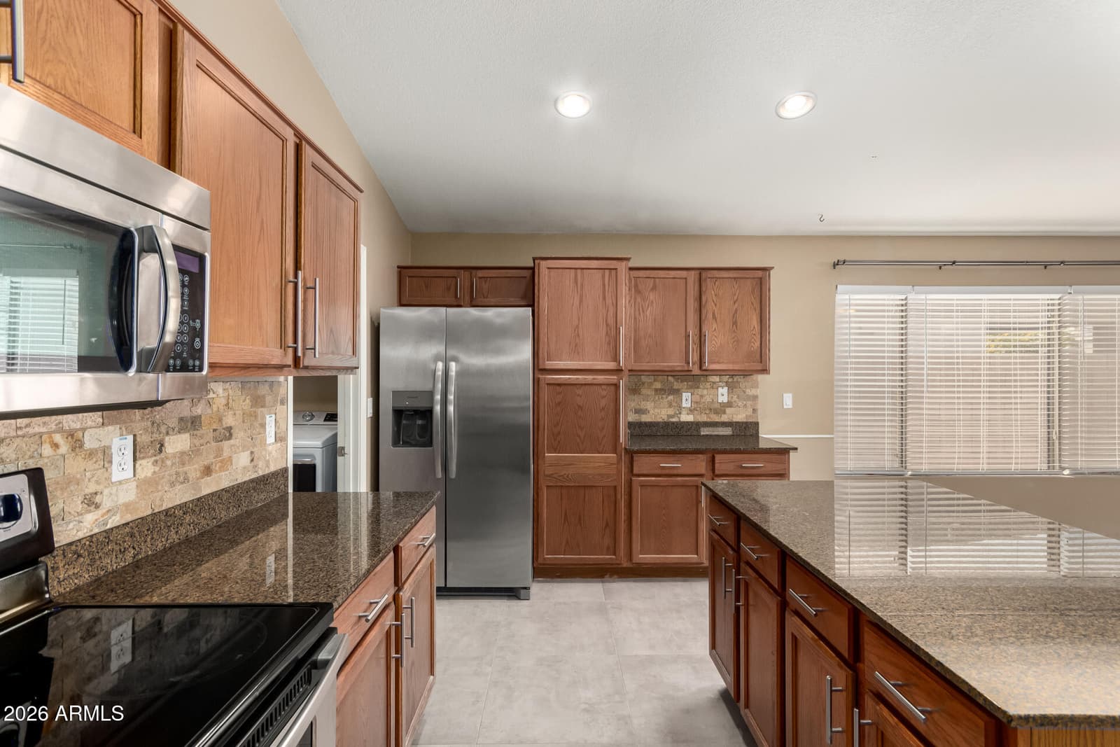 16214 W YOUNG Street, Surprise, AZ 85374 — photo 10 of 38